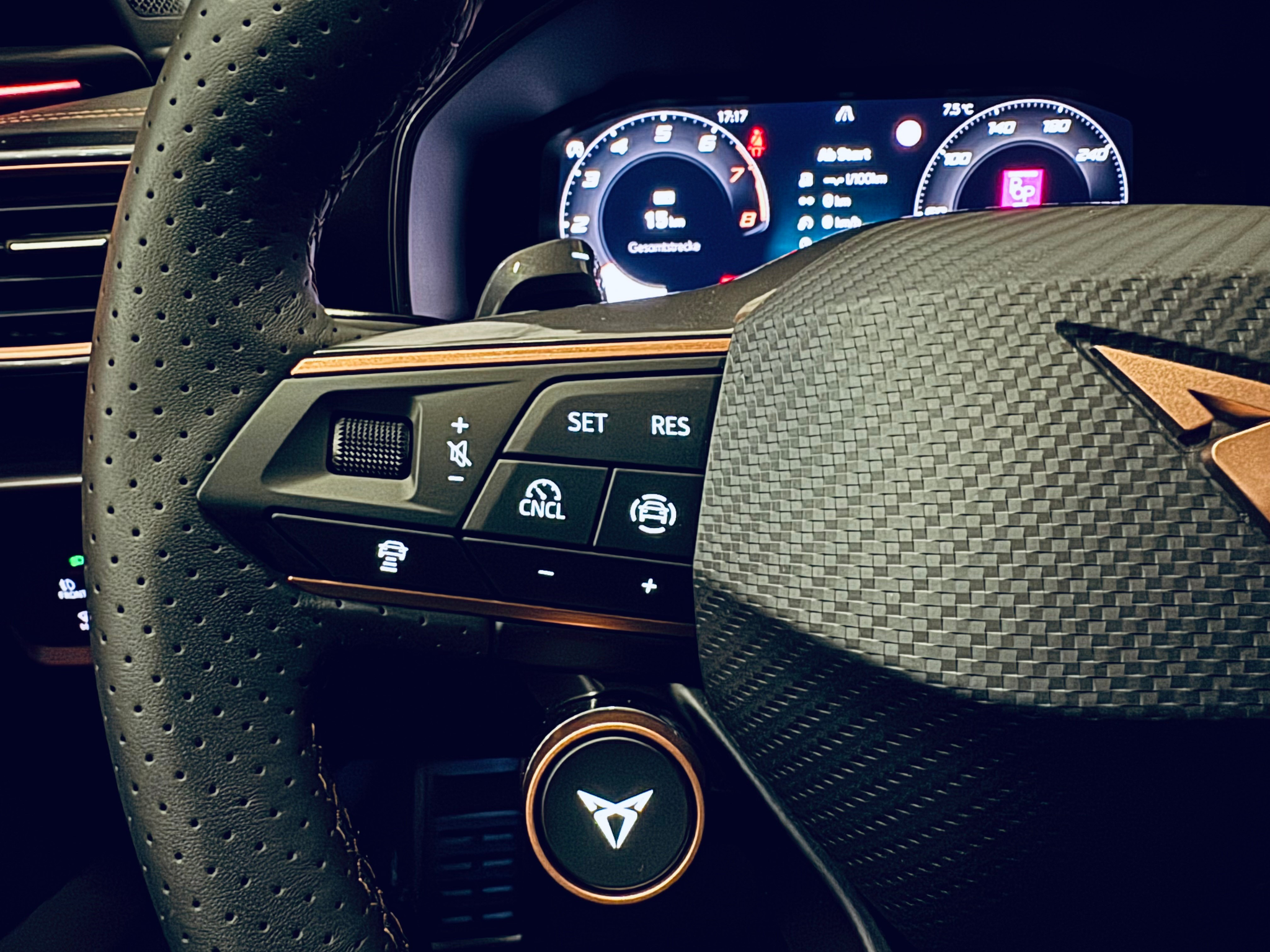 listing desktop thumbnail image 23