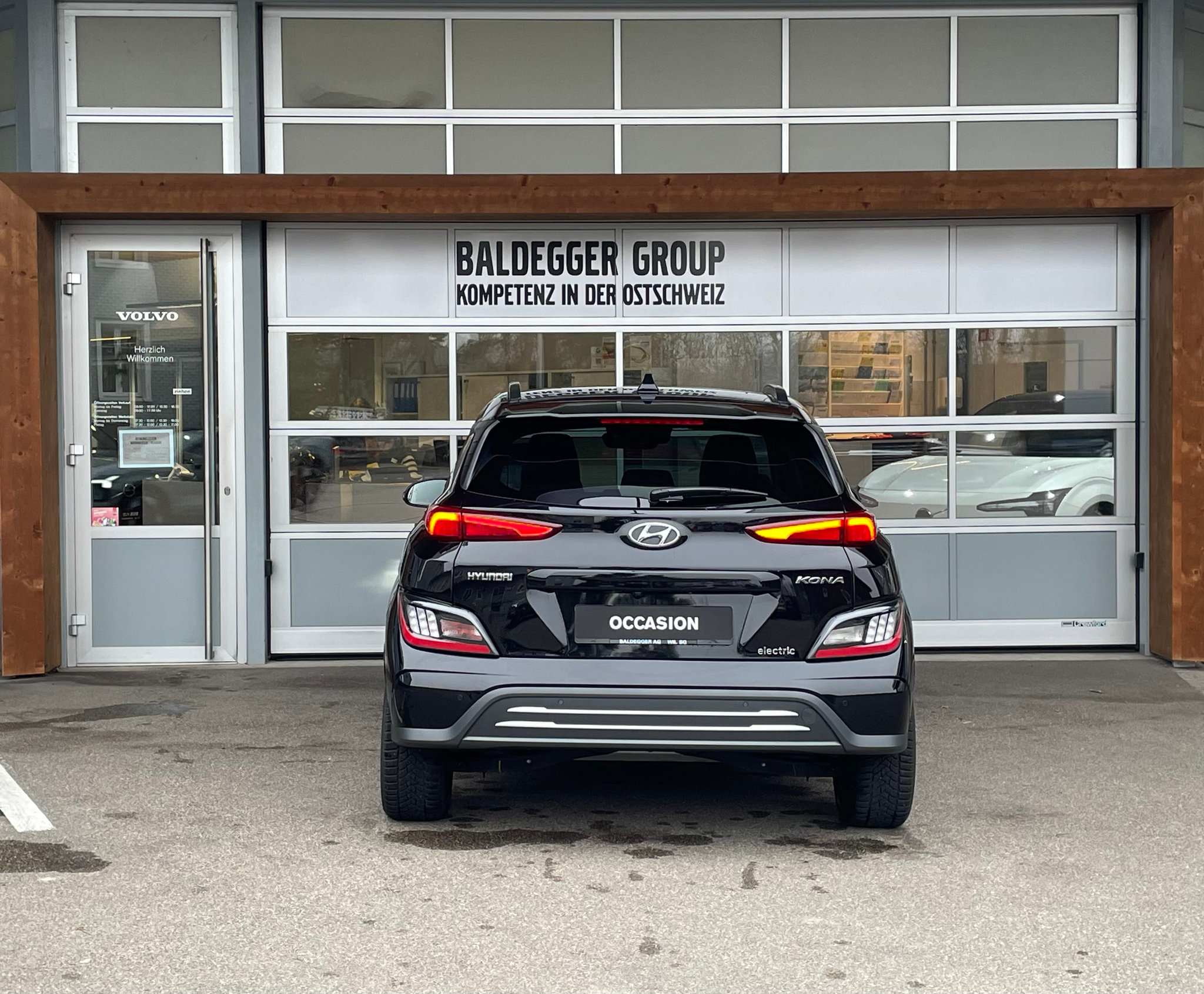 listing desktop thumbnail image 9