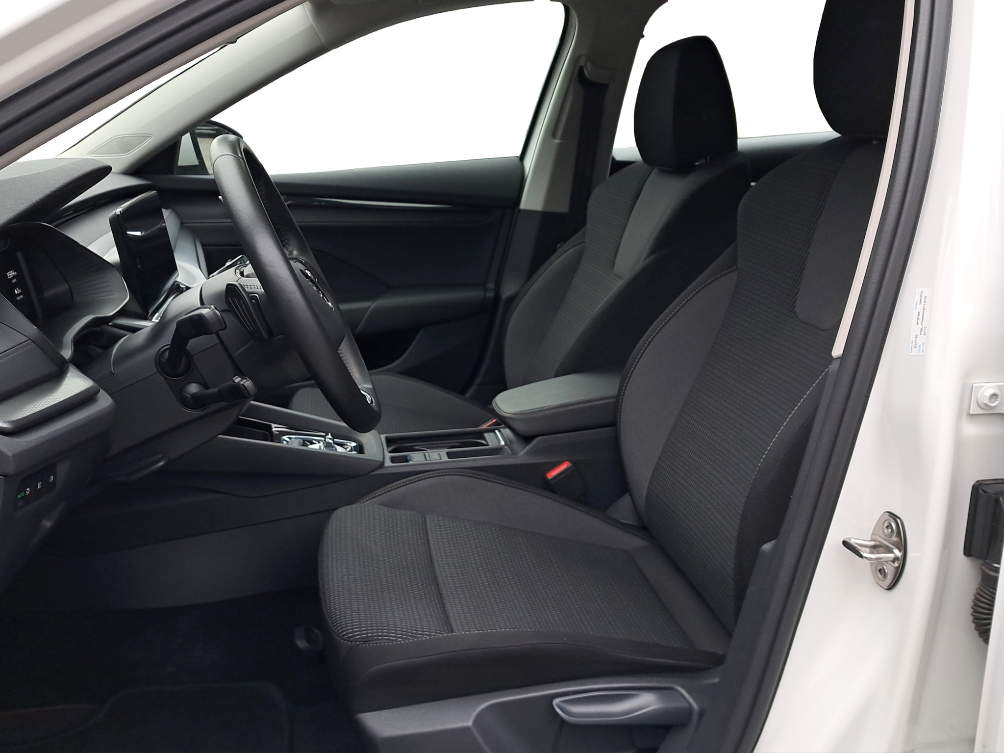 listing desktop thumbnail image 6