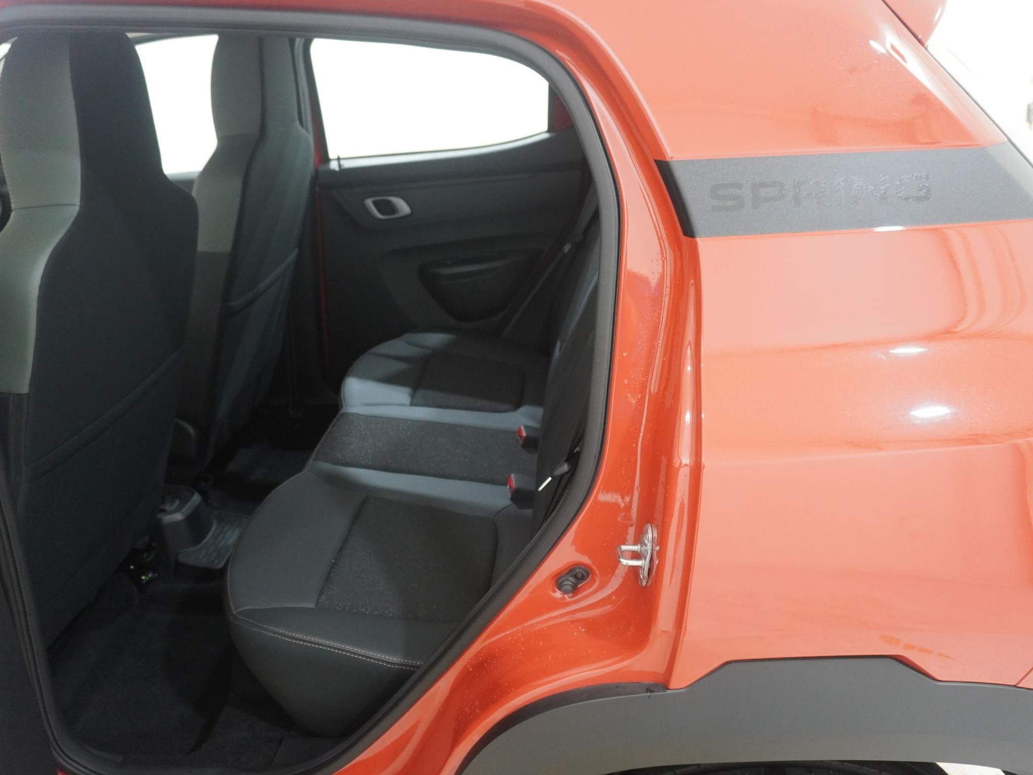 listing desktop thumbnail image 13