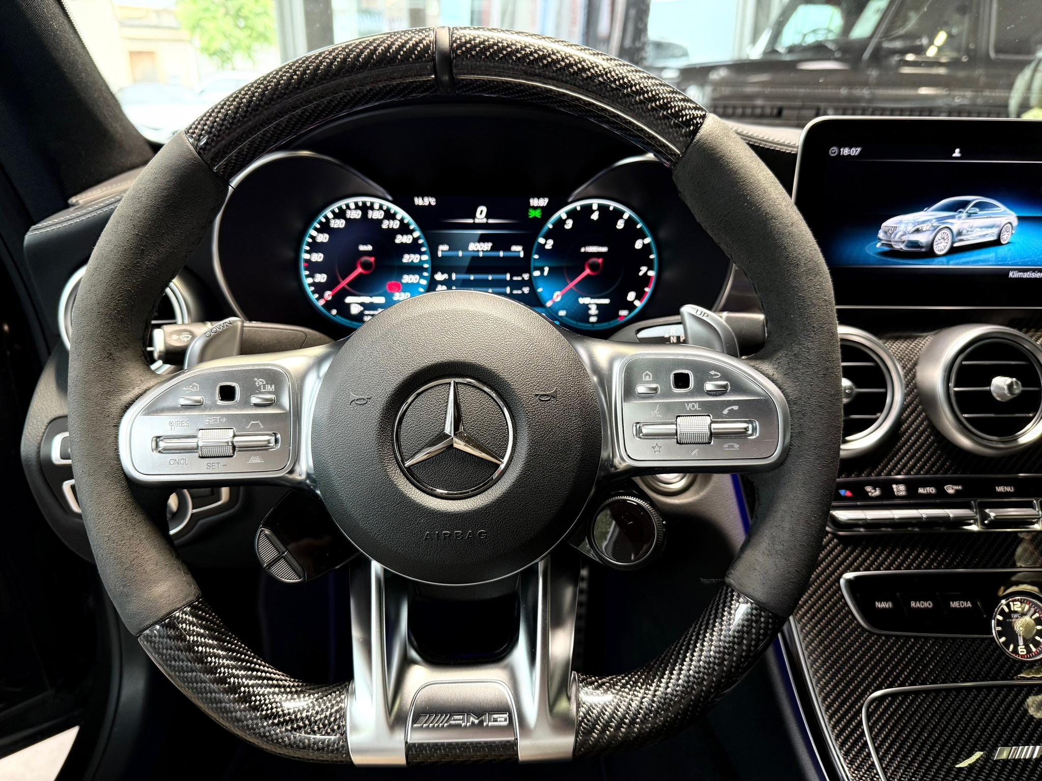 listing desktop thumbnail image 12