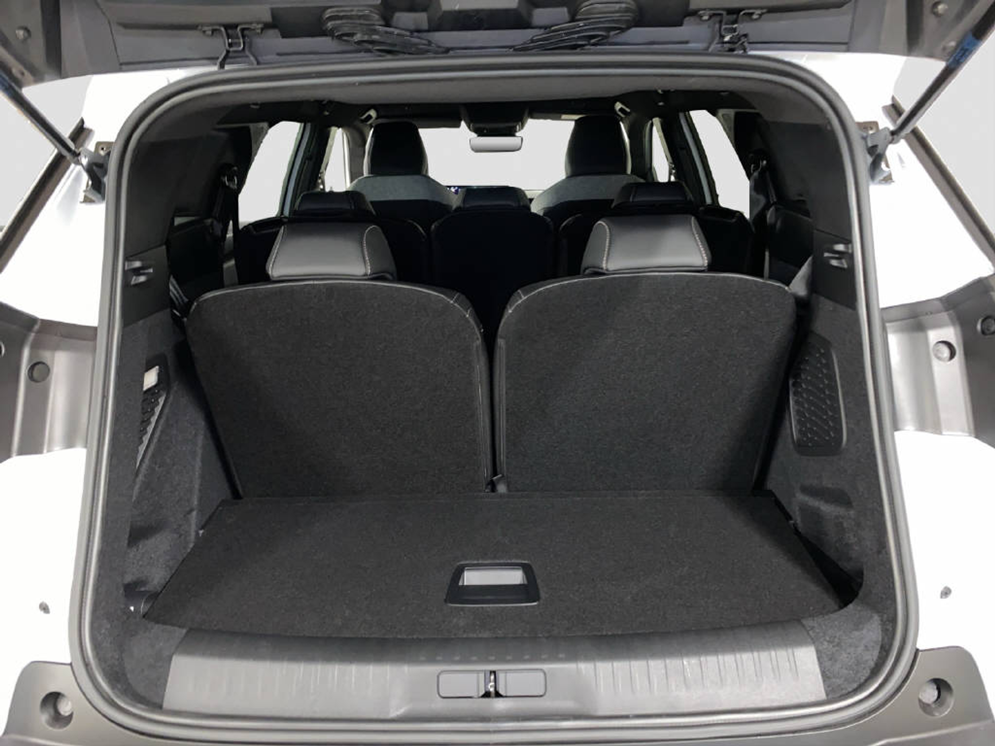 listing desktop thumbnail image 13