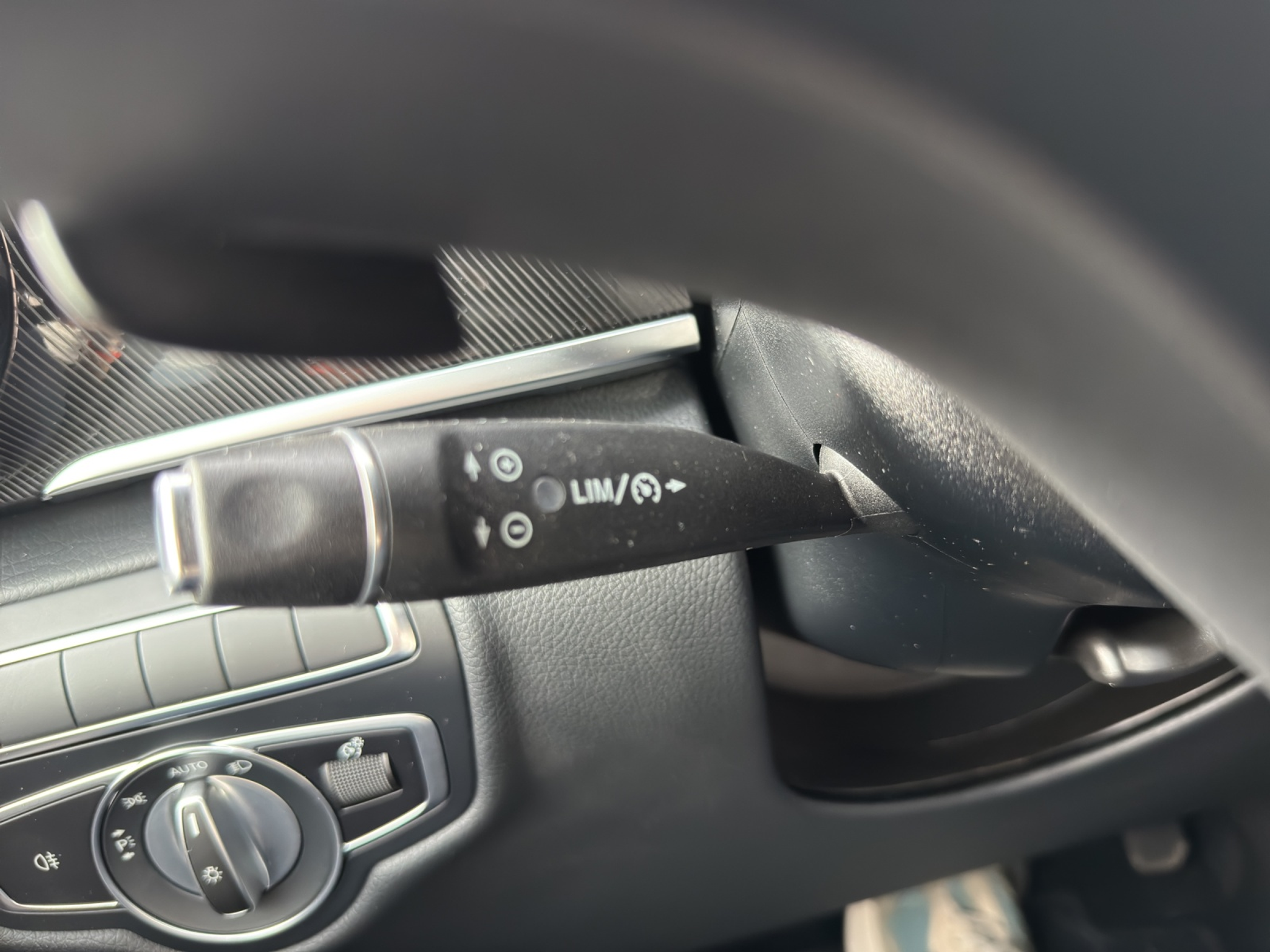 listing desktop thumbnail image 14