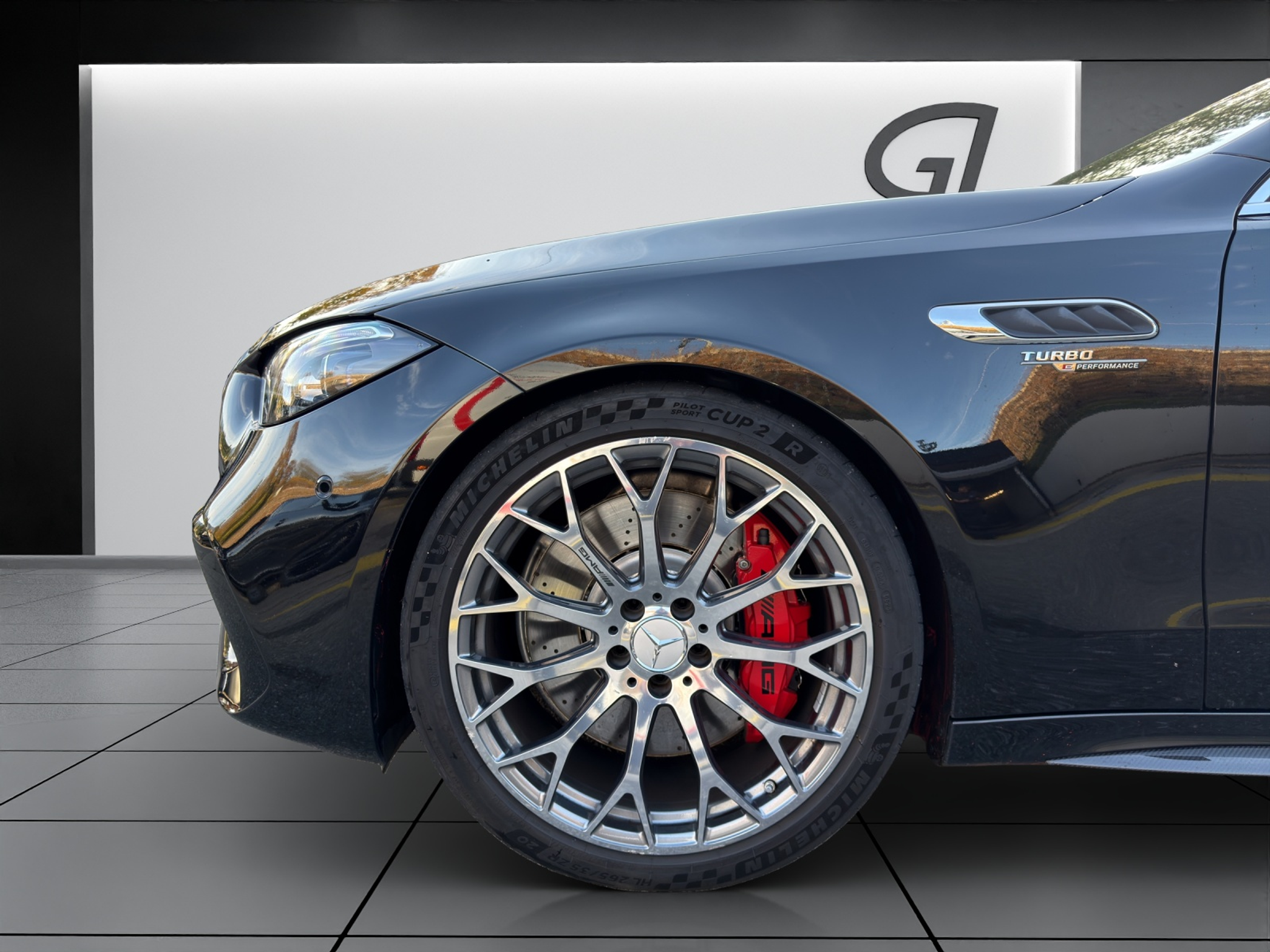 listing desktop thumbnail image 5