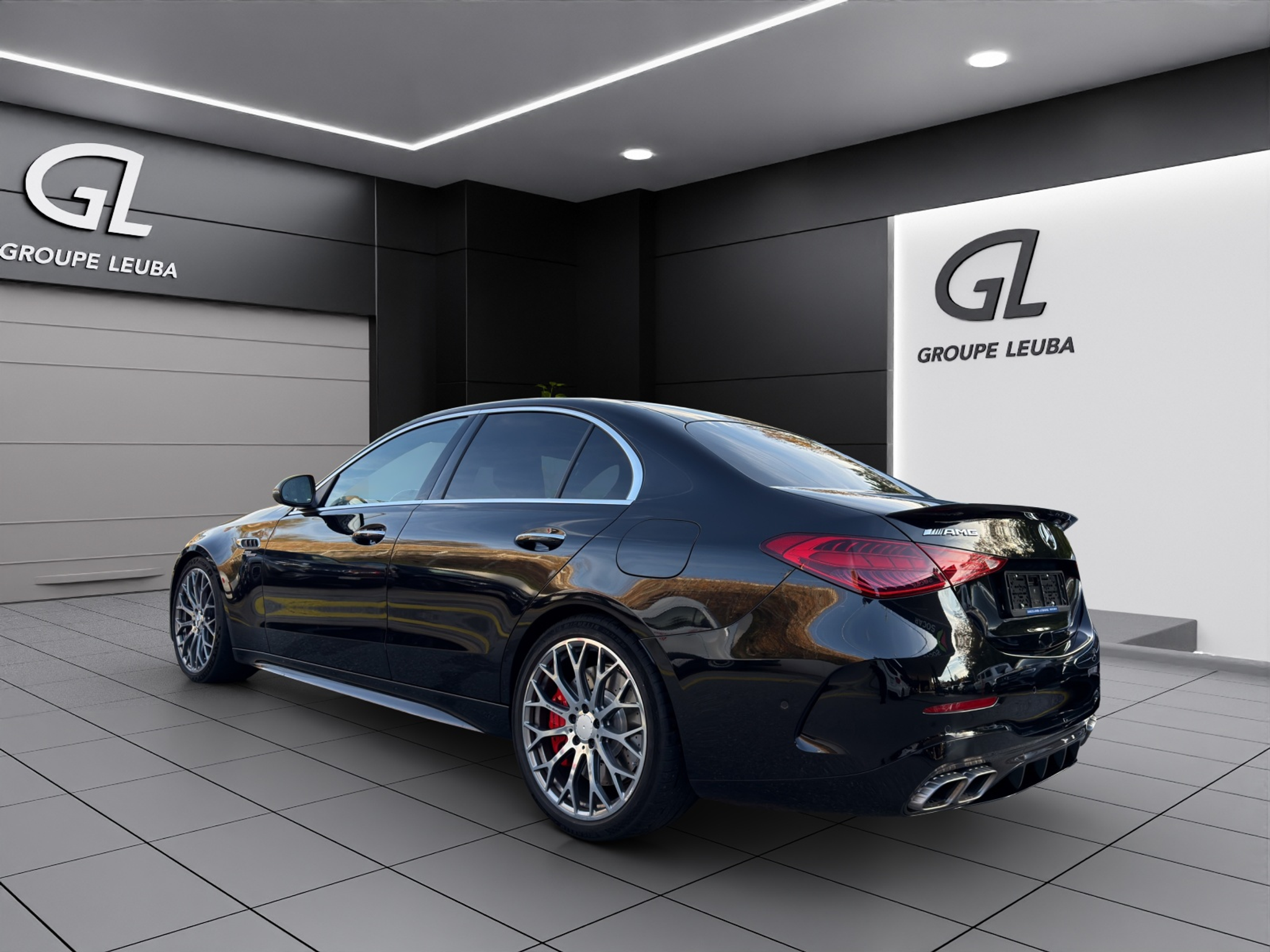 listing desktop thumbnail image 3