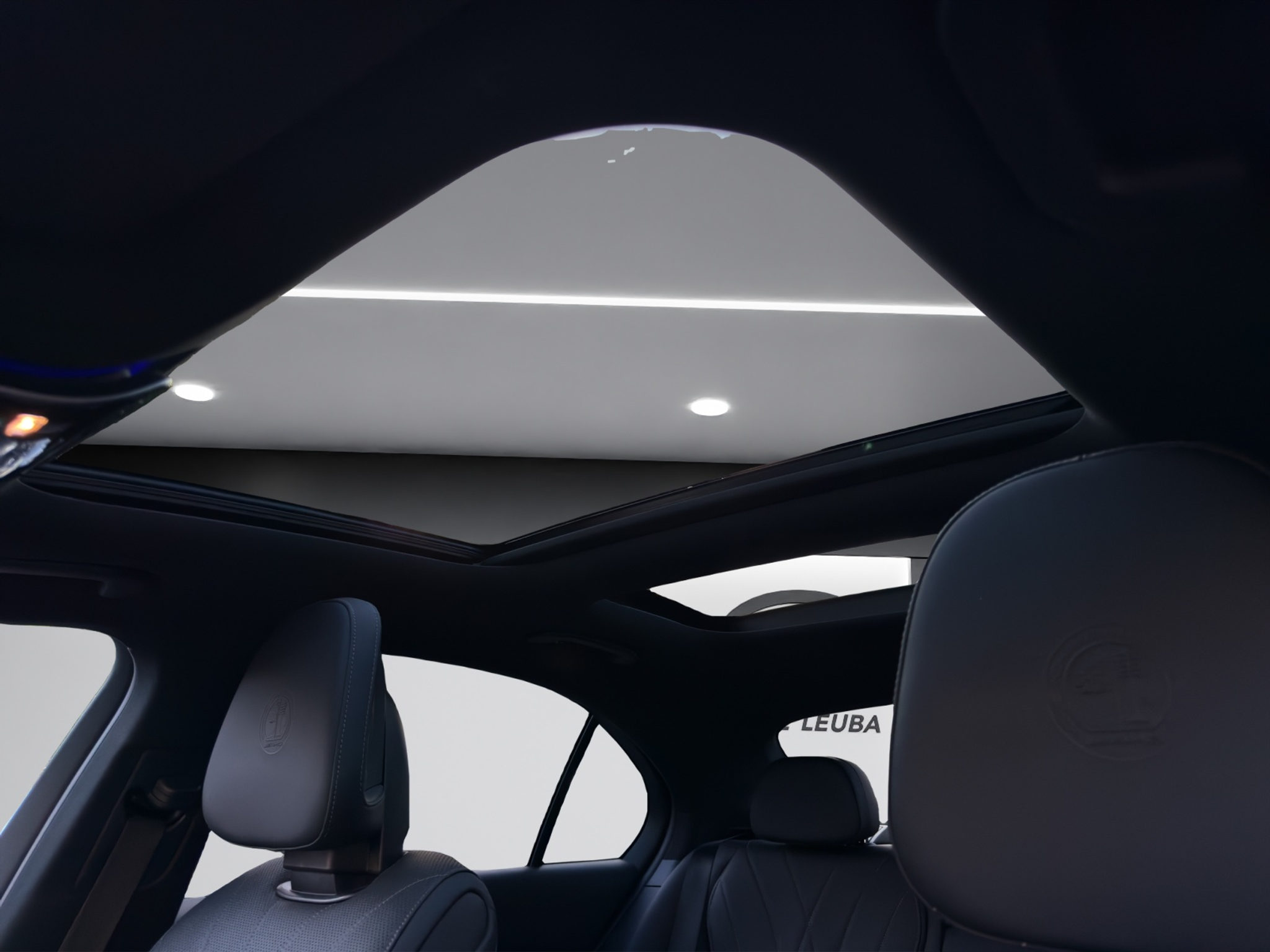 listing desktop thumbnail image 12