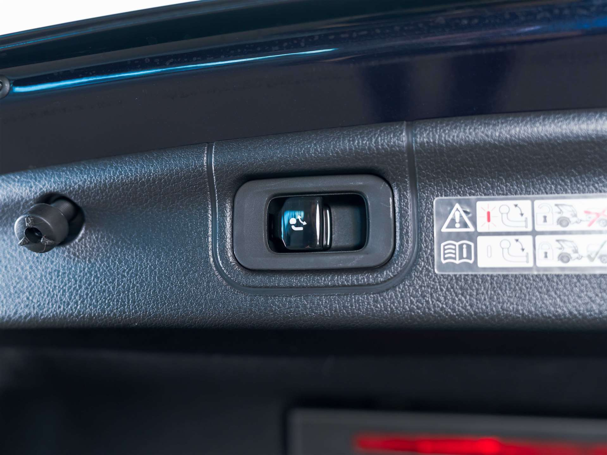 listing desktop thumbnail image 45