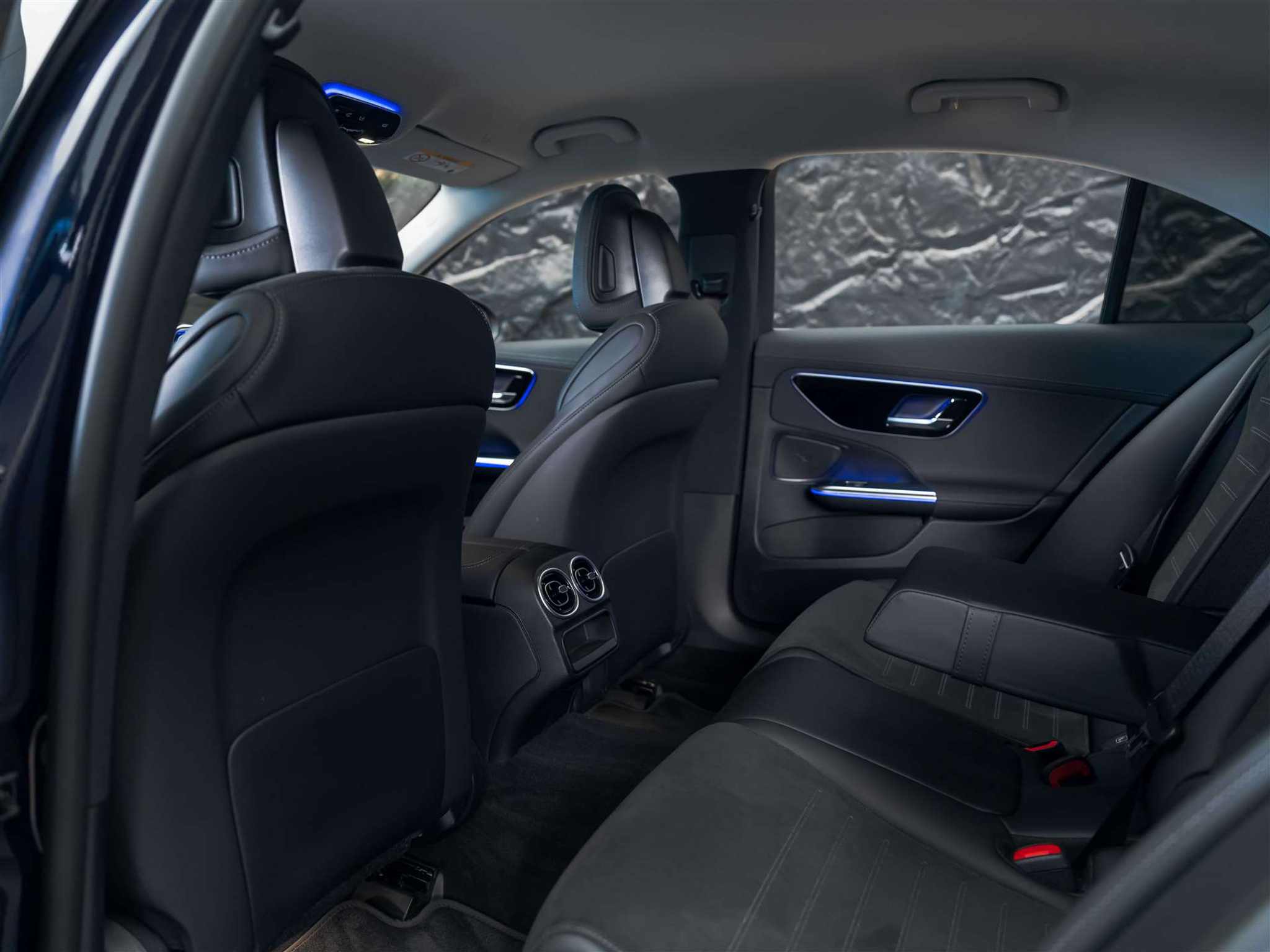 listing desktop thumbnail image 10