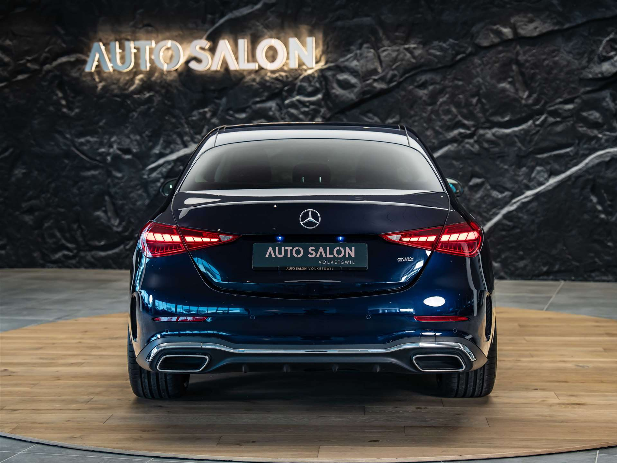 listing desktop thumbnail image 3