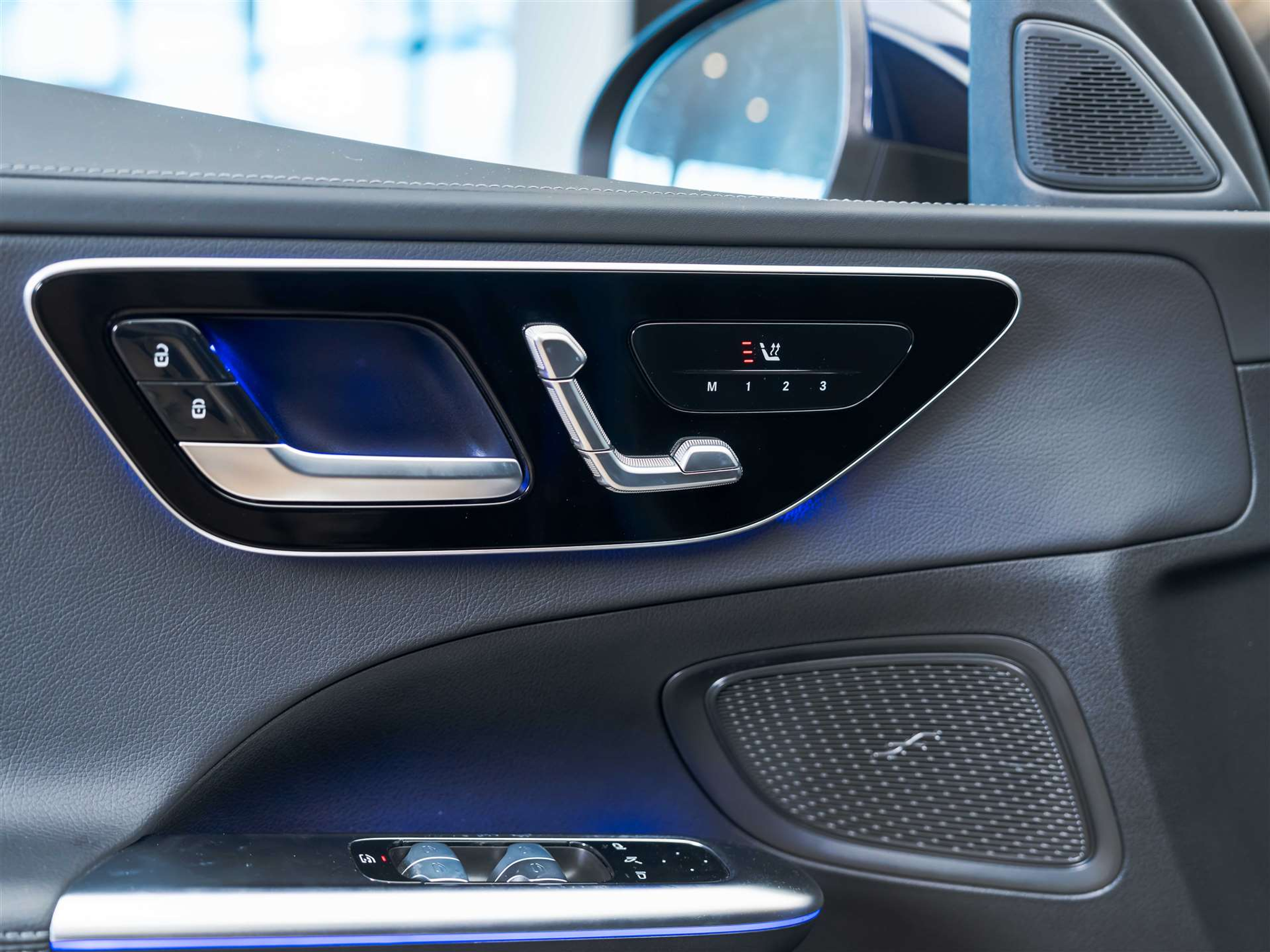 listing desktop thumbnail image 21