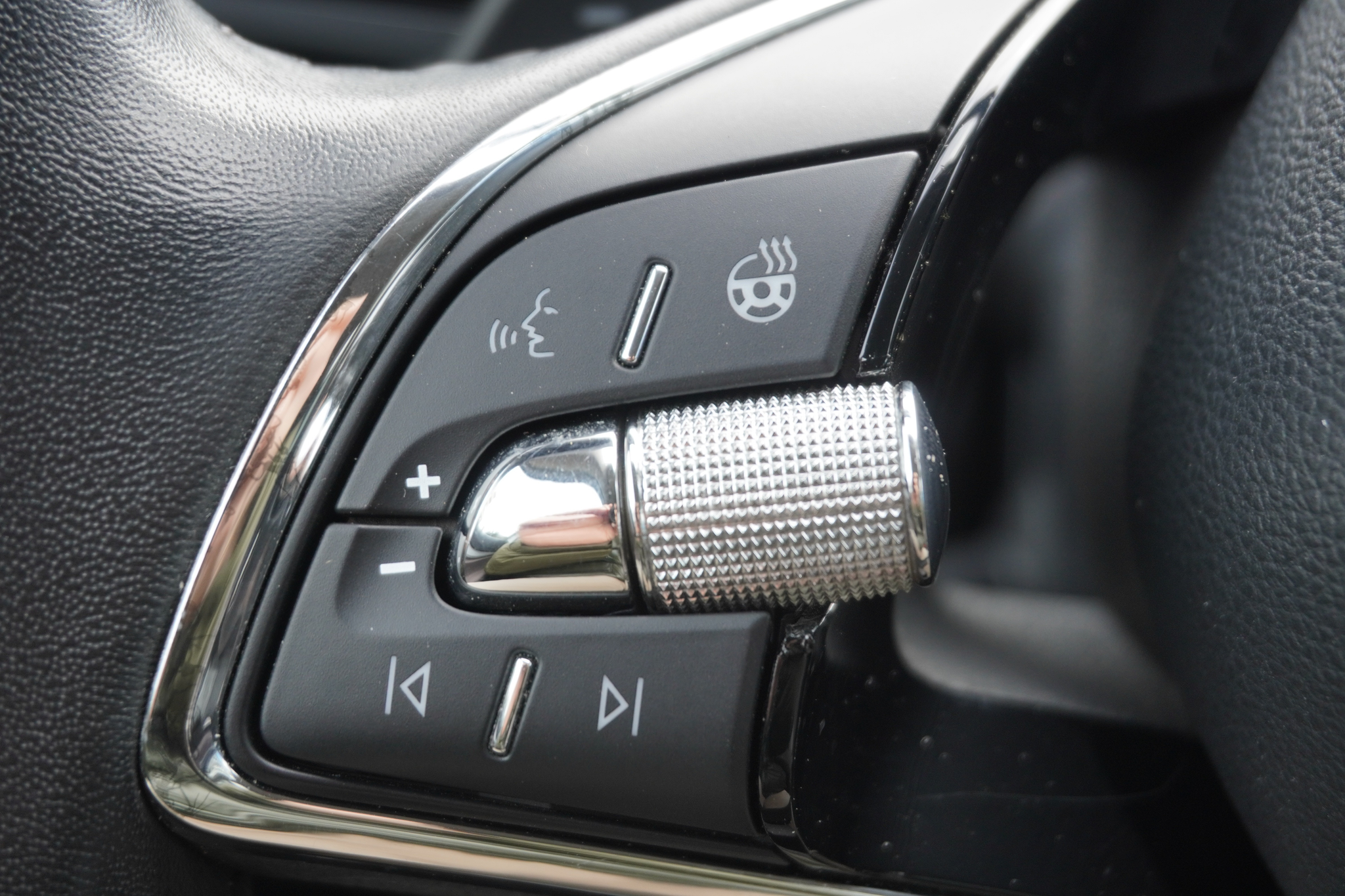 listing desktop thumbnail image 26