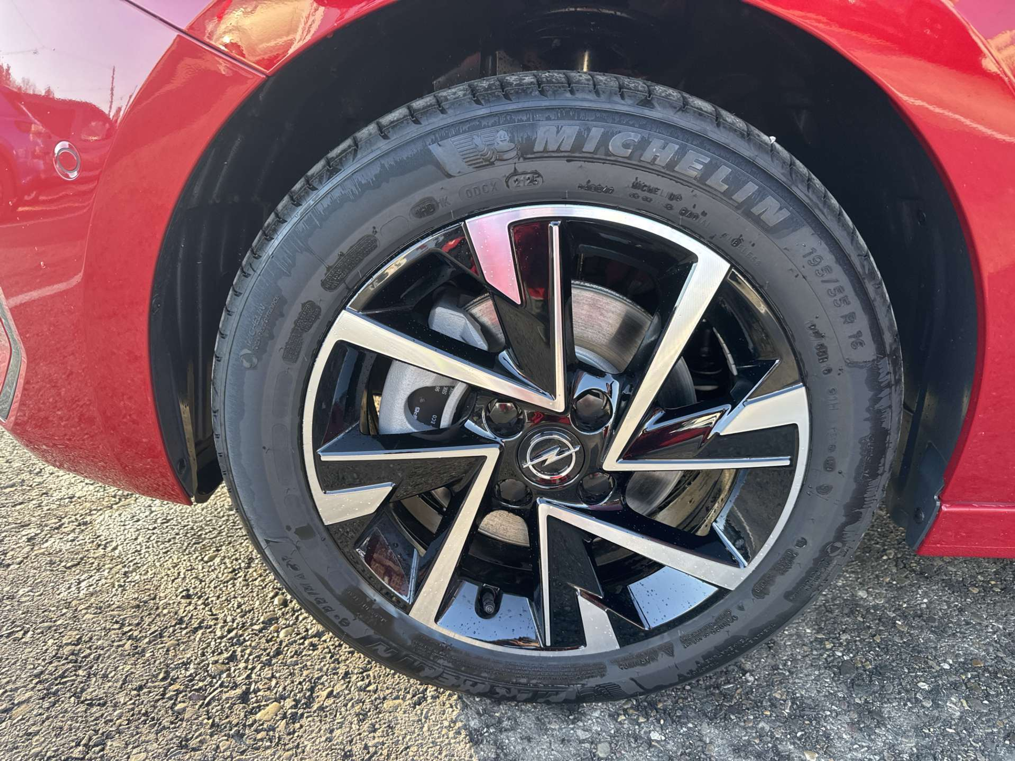 listing desktop thumbnail image 8