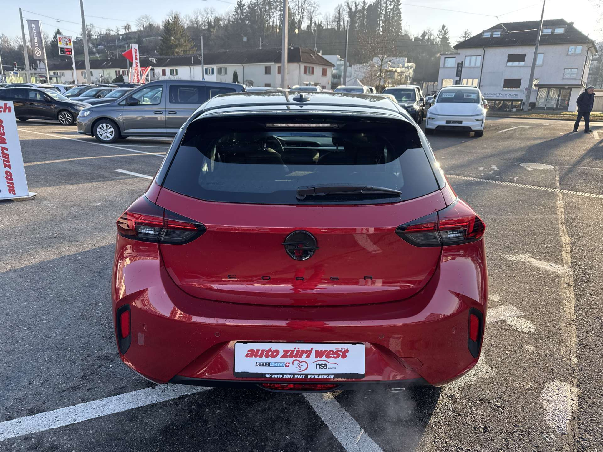 listing desktop thumbnail image 14