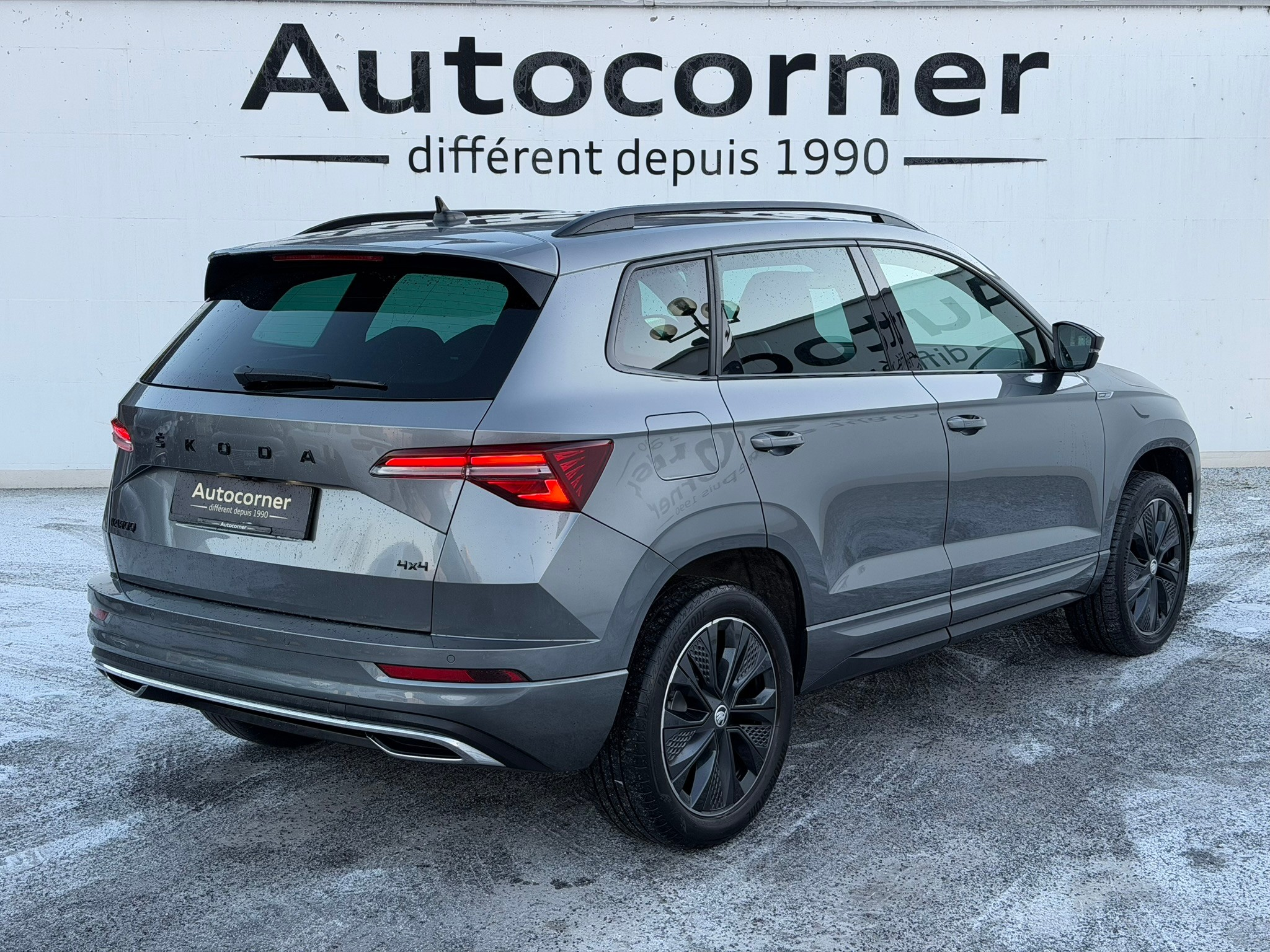 listing desktop thumbnail image 5