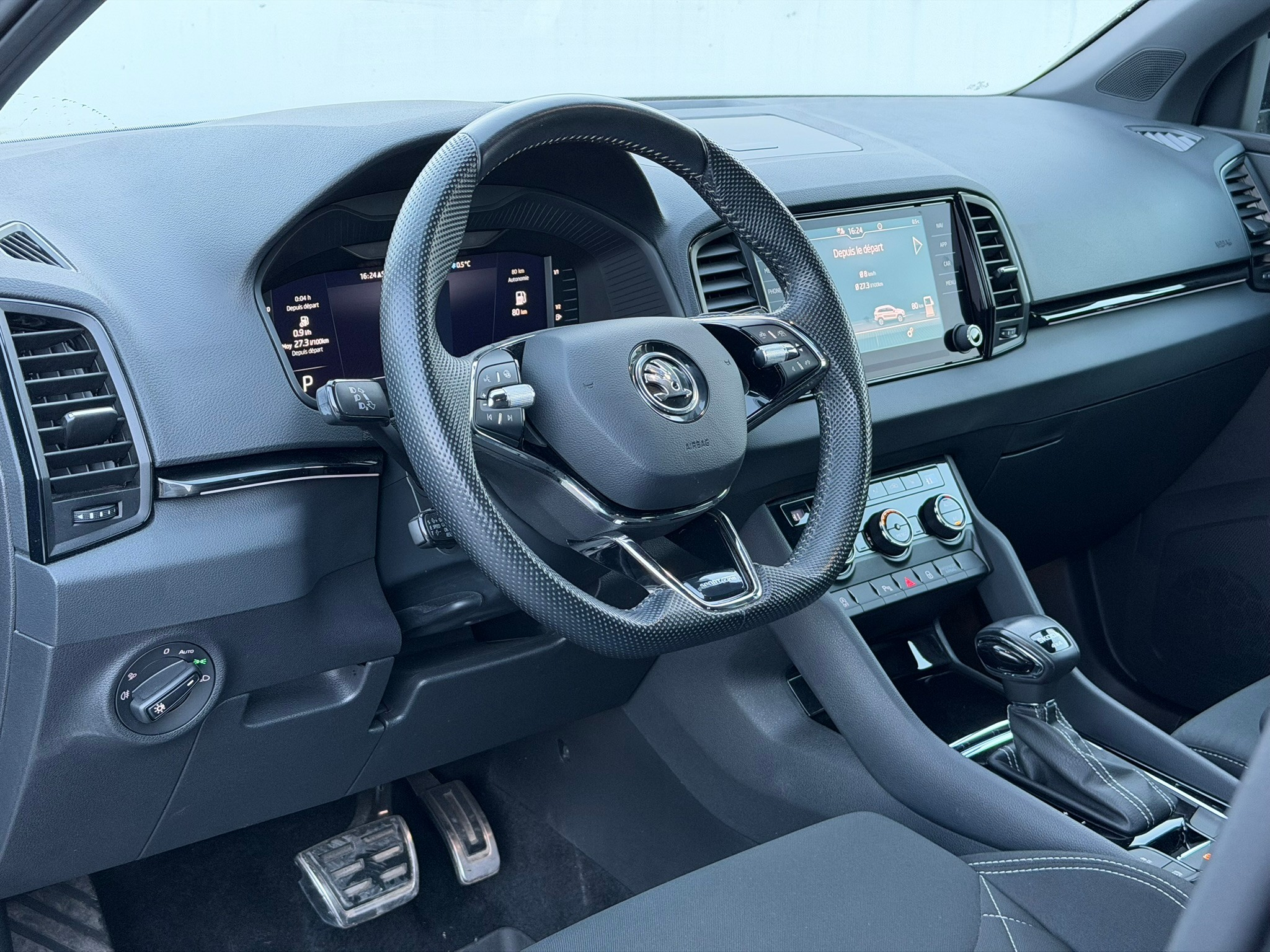 listing desktop thumbnail image 6