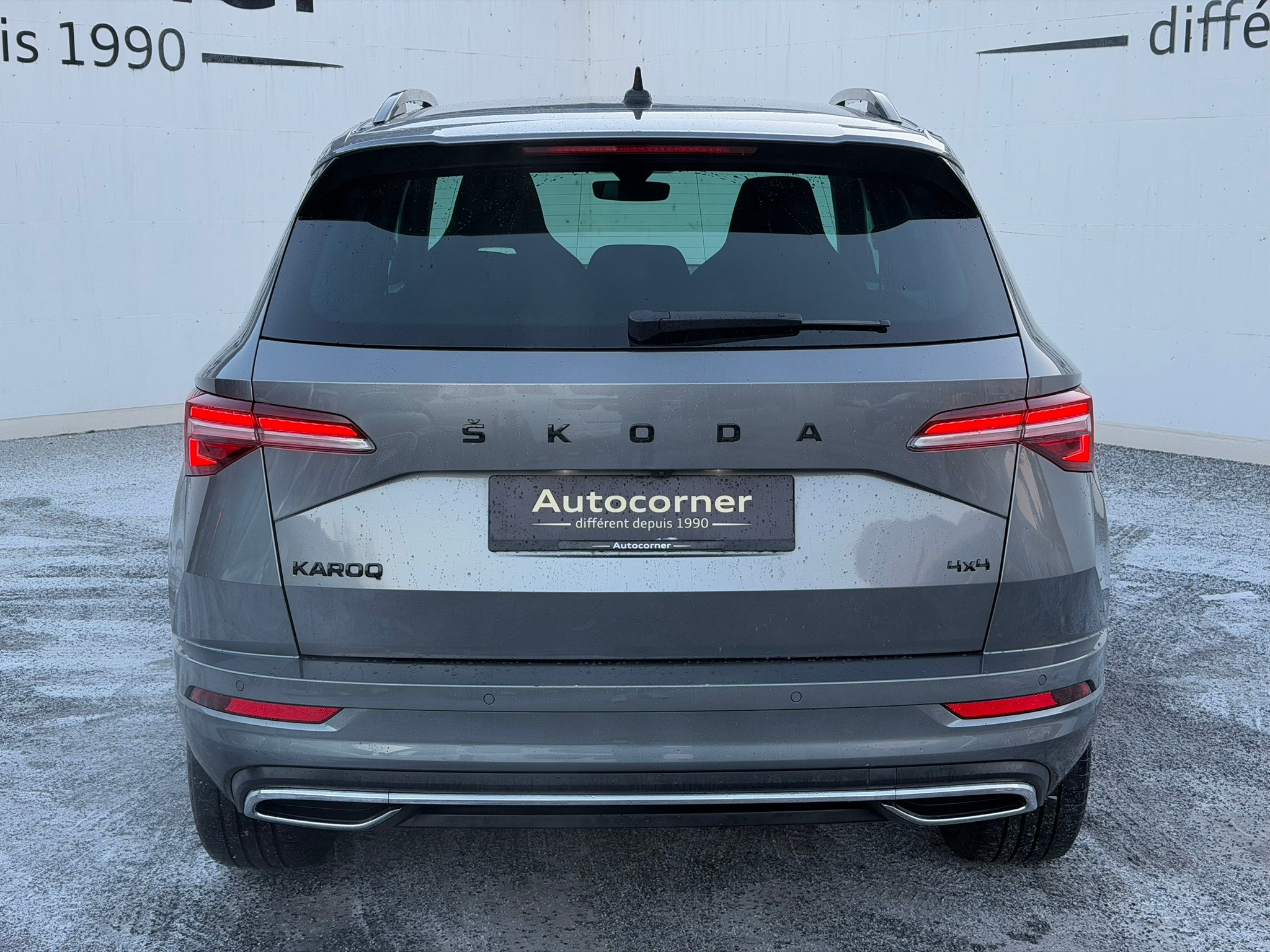 listing desktop thumbnail image 3