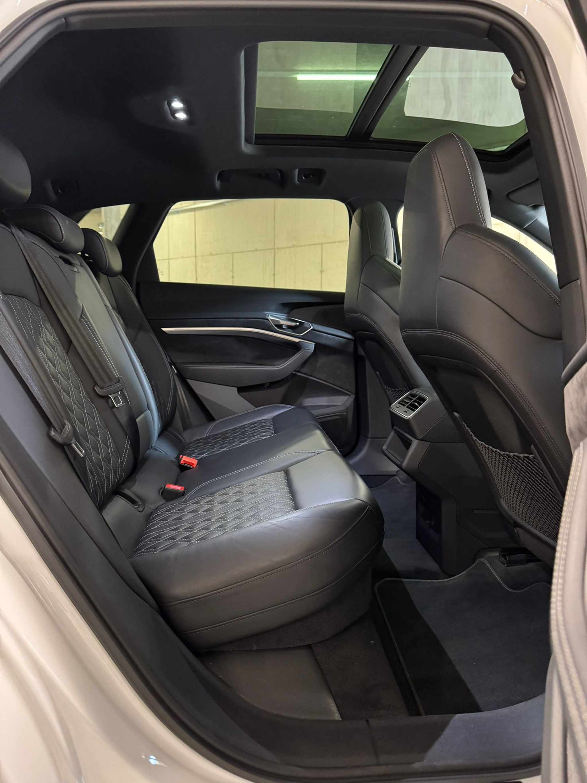 listing desktop thumbnail image 14