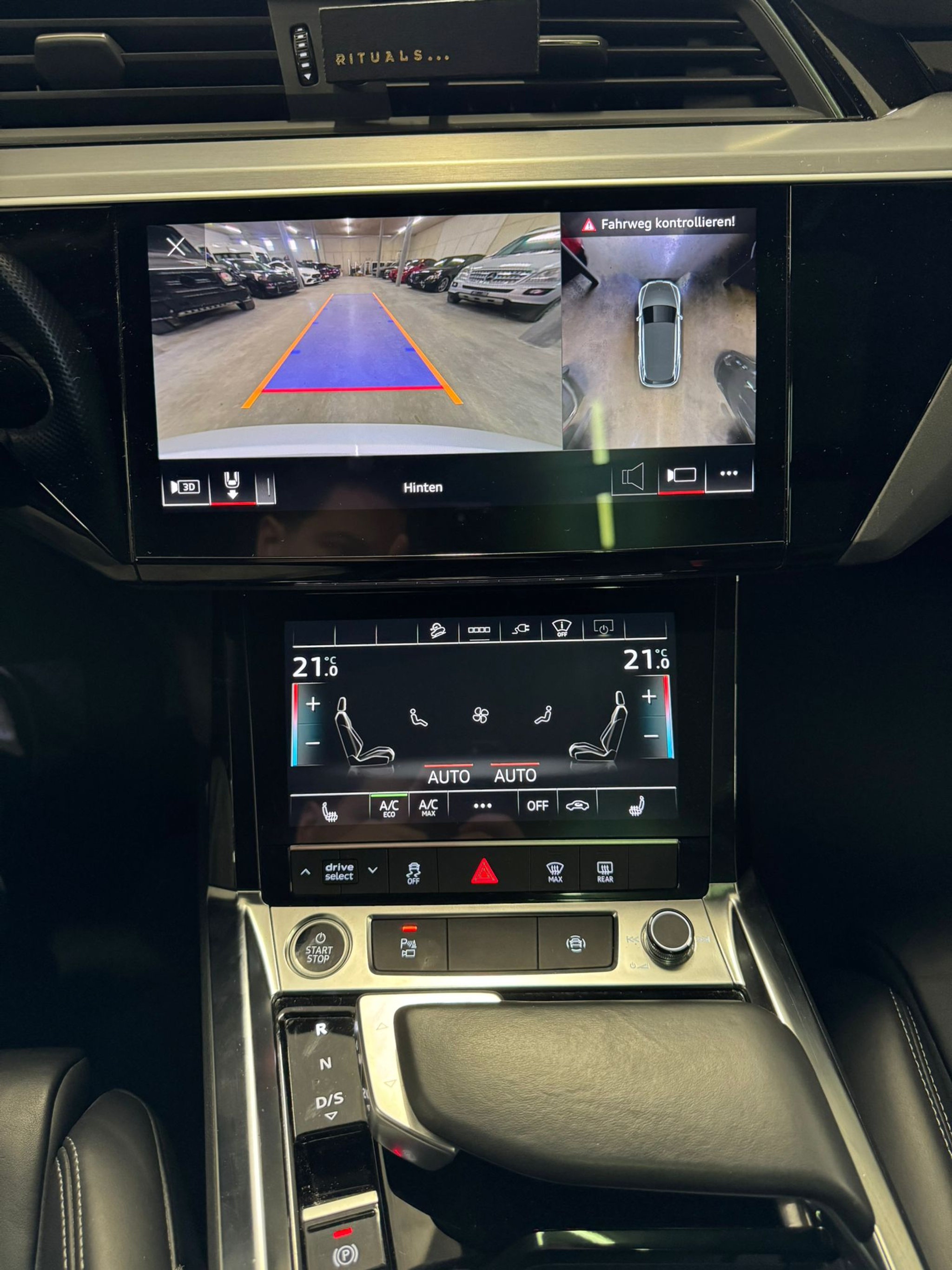 listing desktop thumbnail image 9