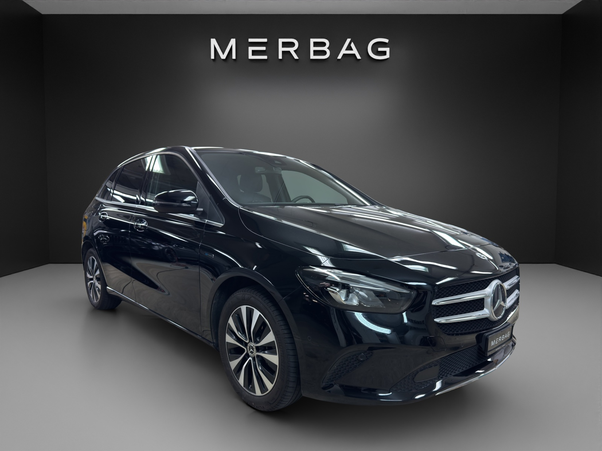 listing desktop thumbnail image 5