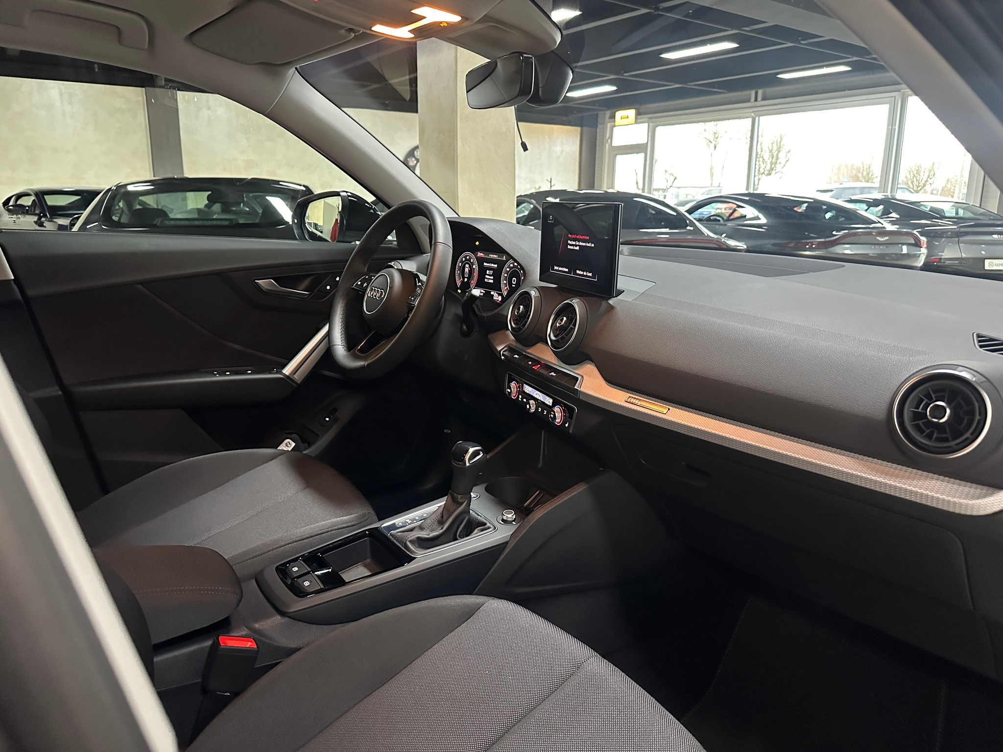 listing desktop thumbnail image 16