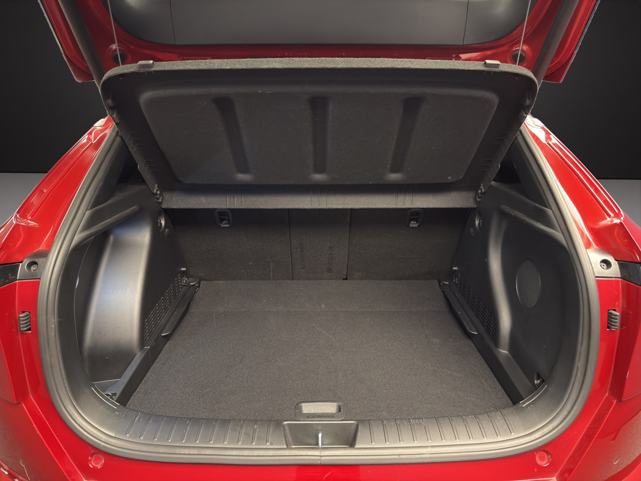 listing desktop thumbnail image 12