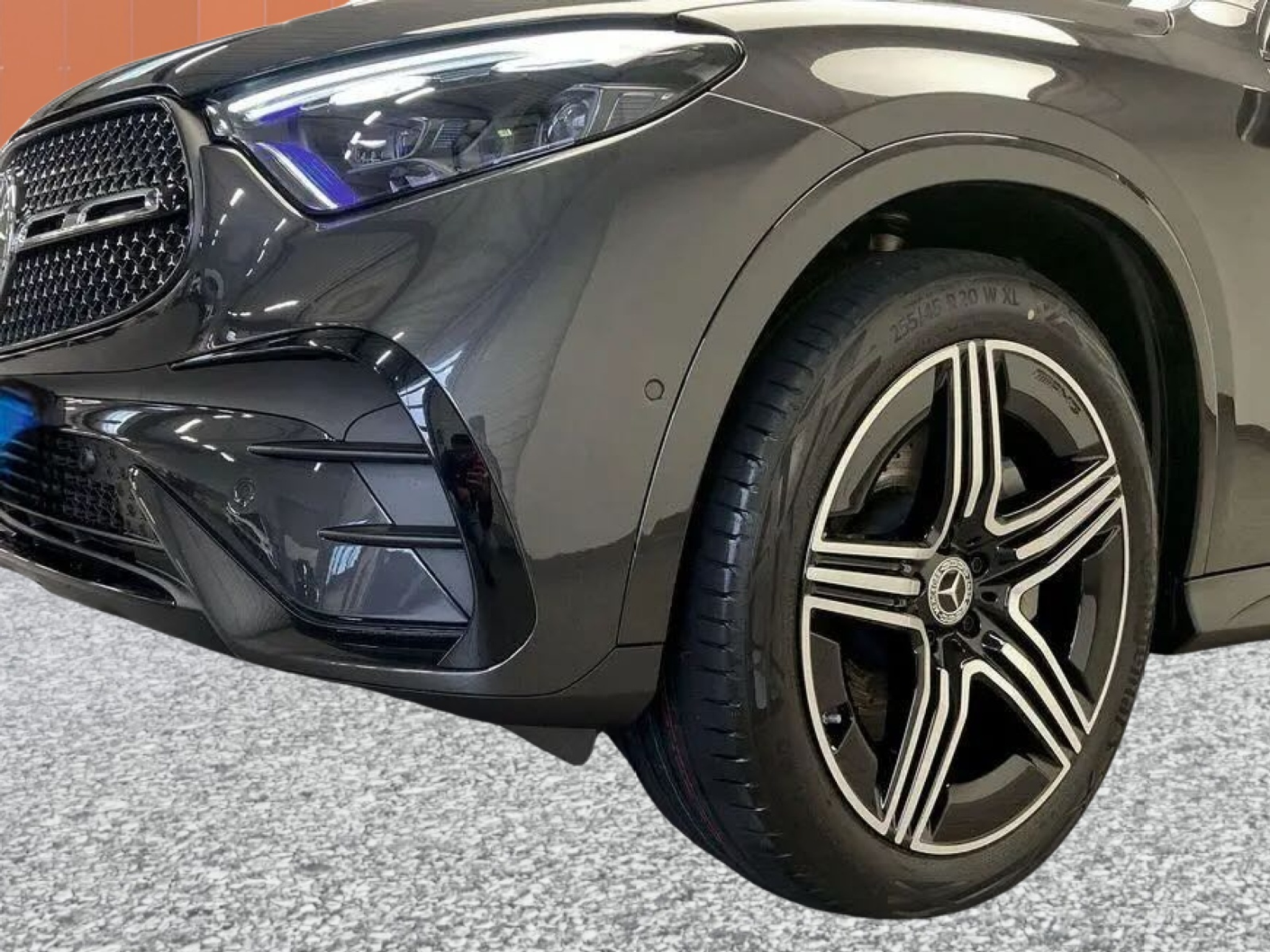 listing desktop thumbnail image 5