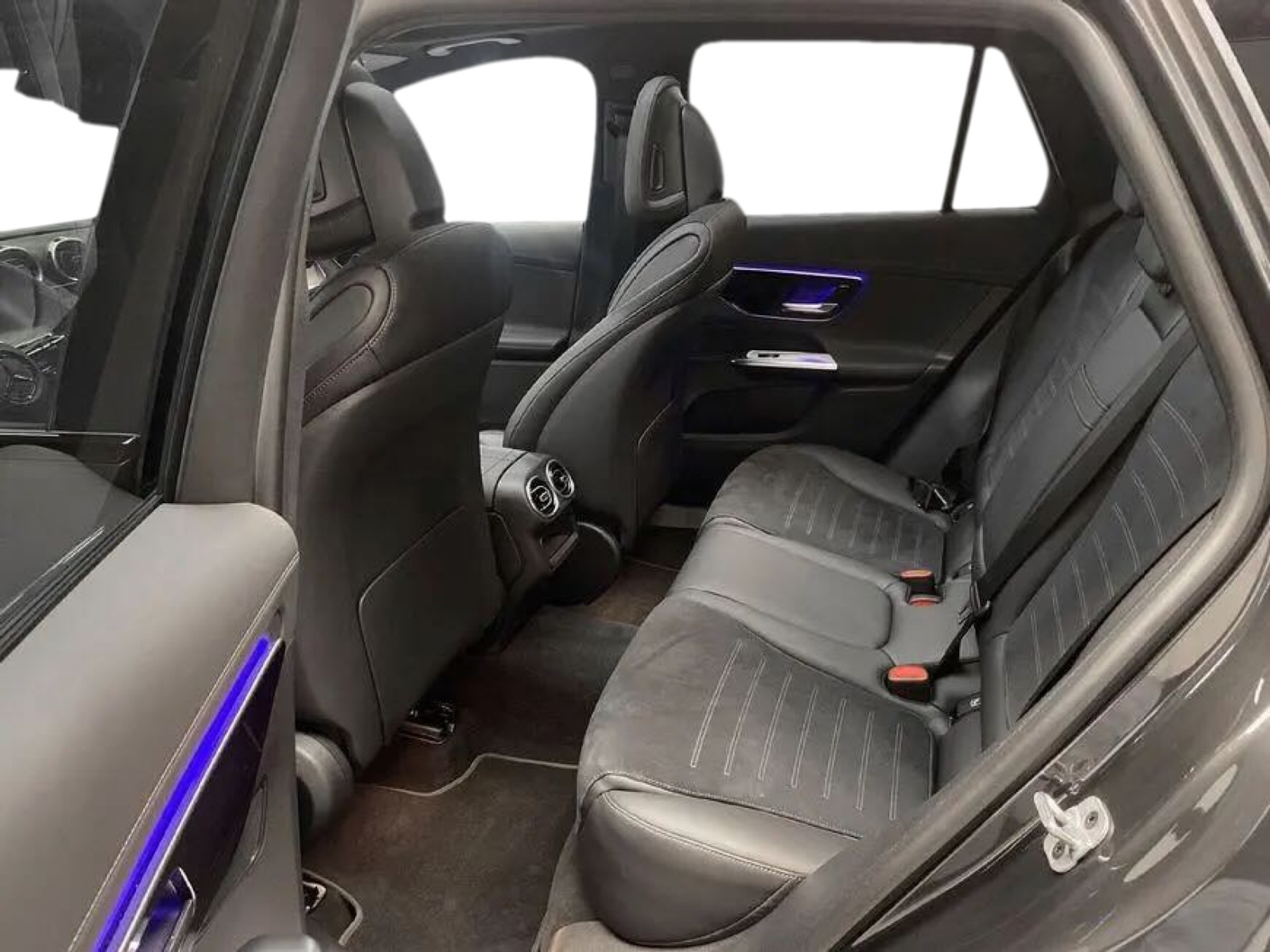 listing desktop thumbnail image 10