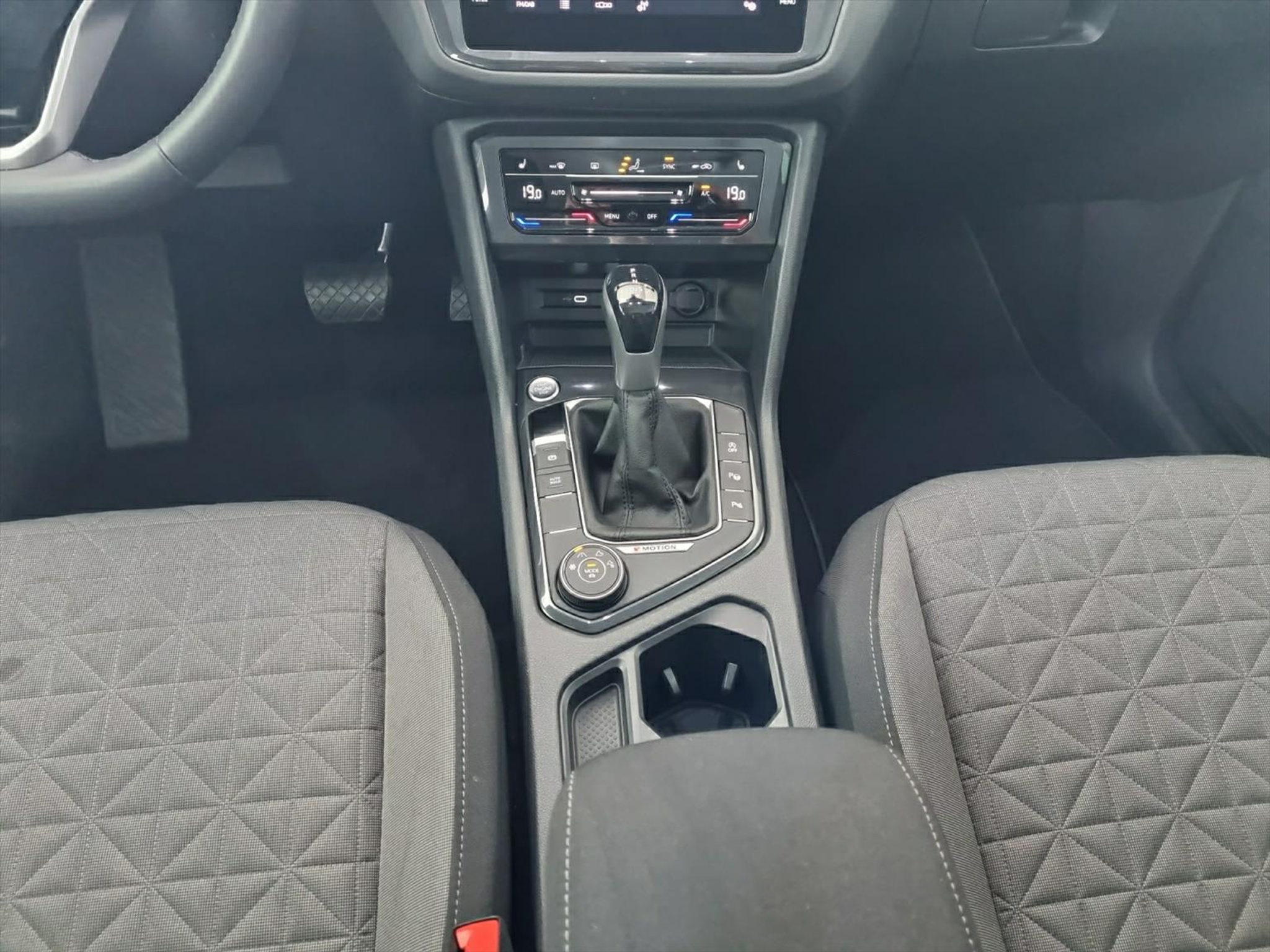 listing desktop thumbnail image 7