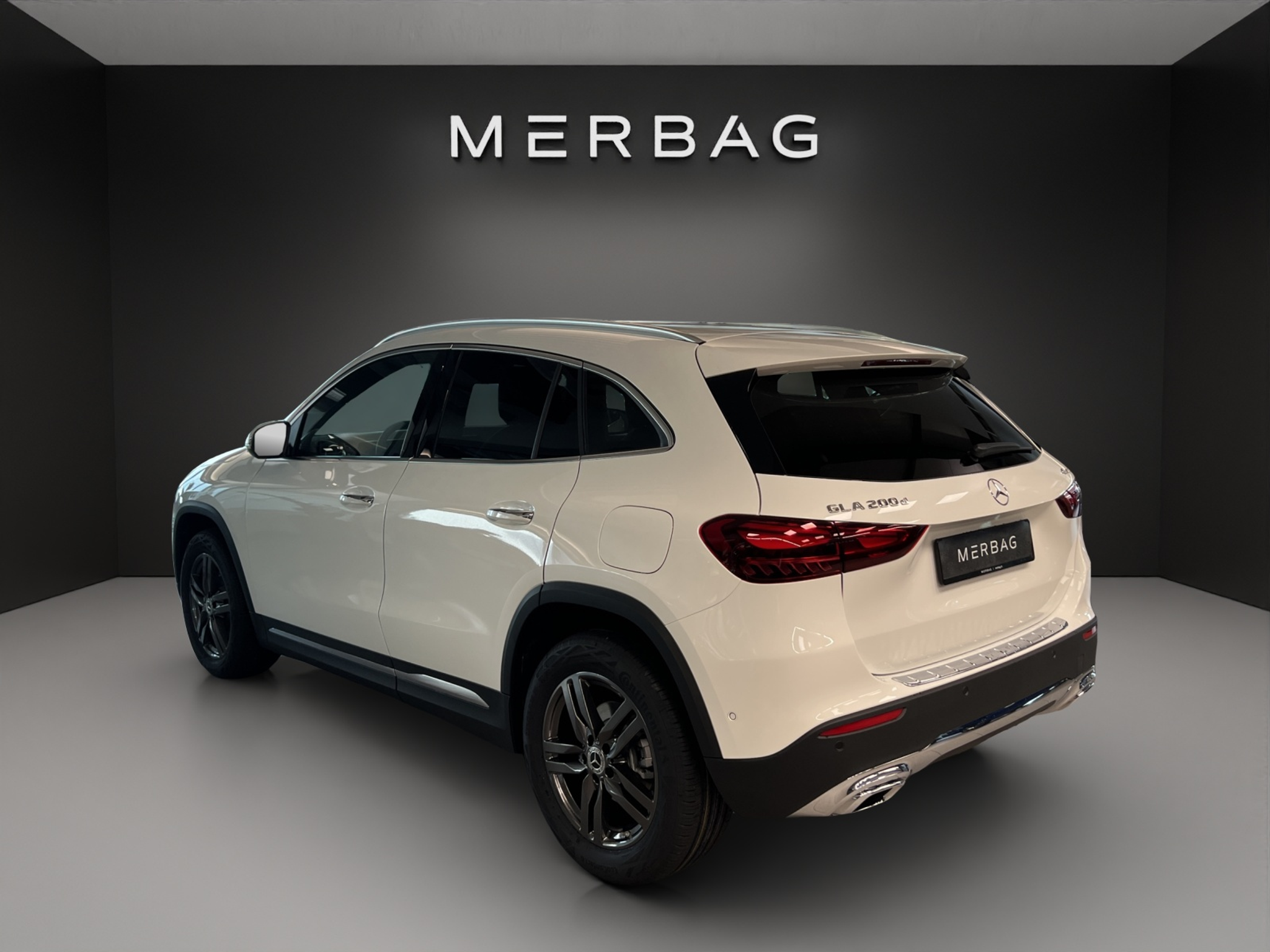 listing desktop thumbnail image 3