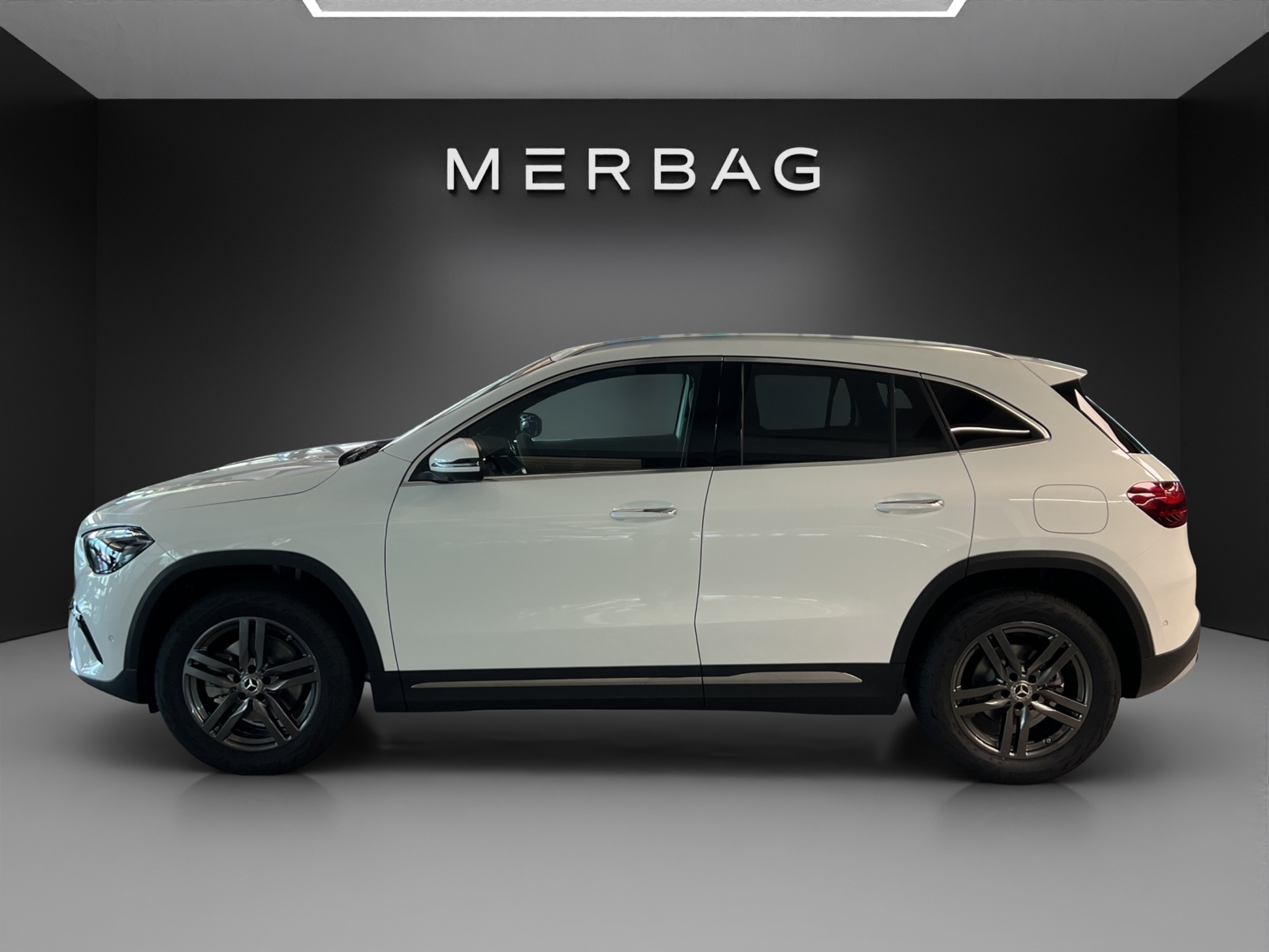 listing desktop thumbnail image 1