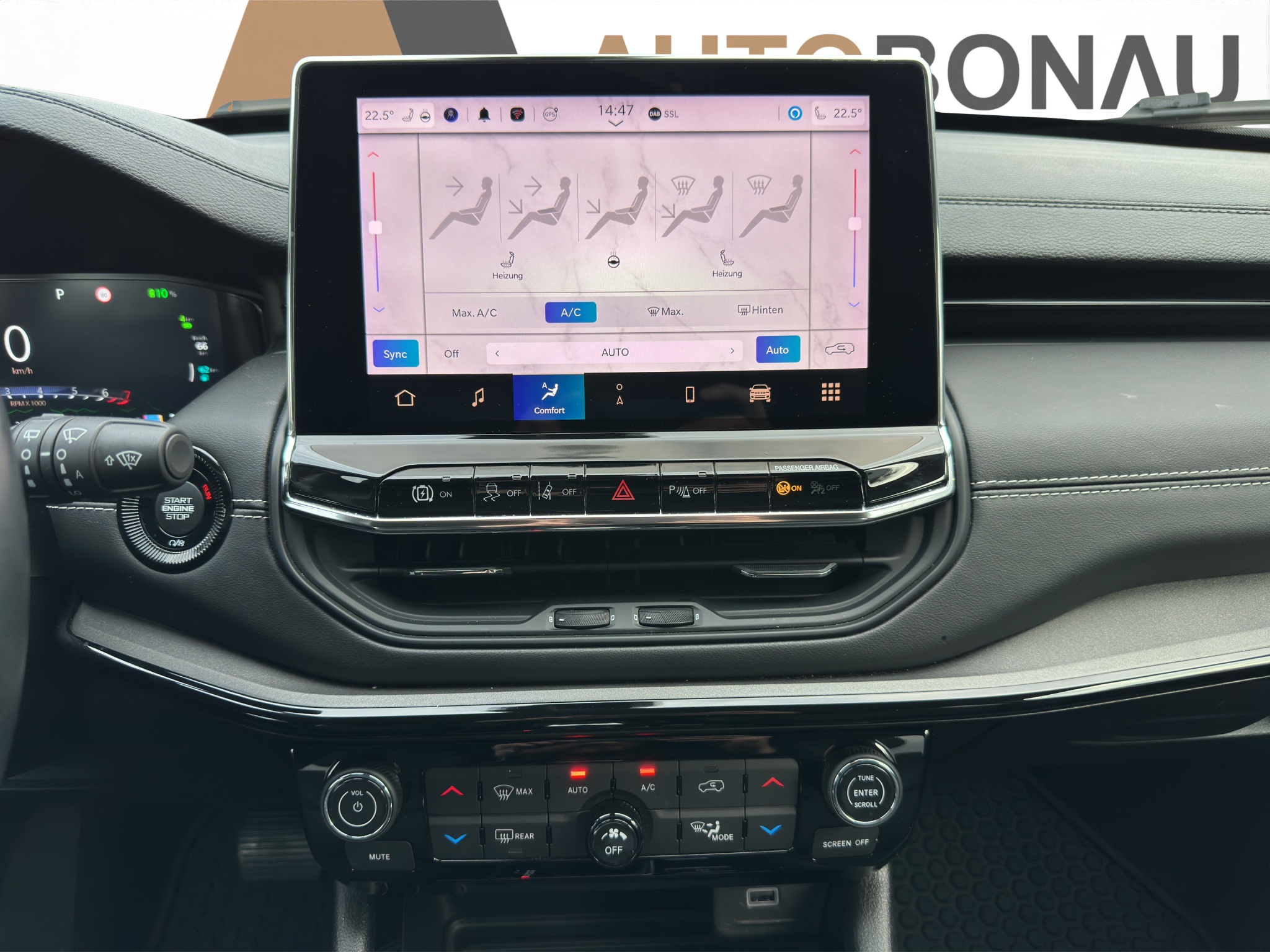 listing desktop thumbnail image 16