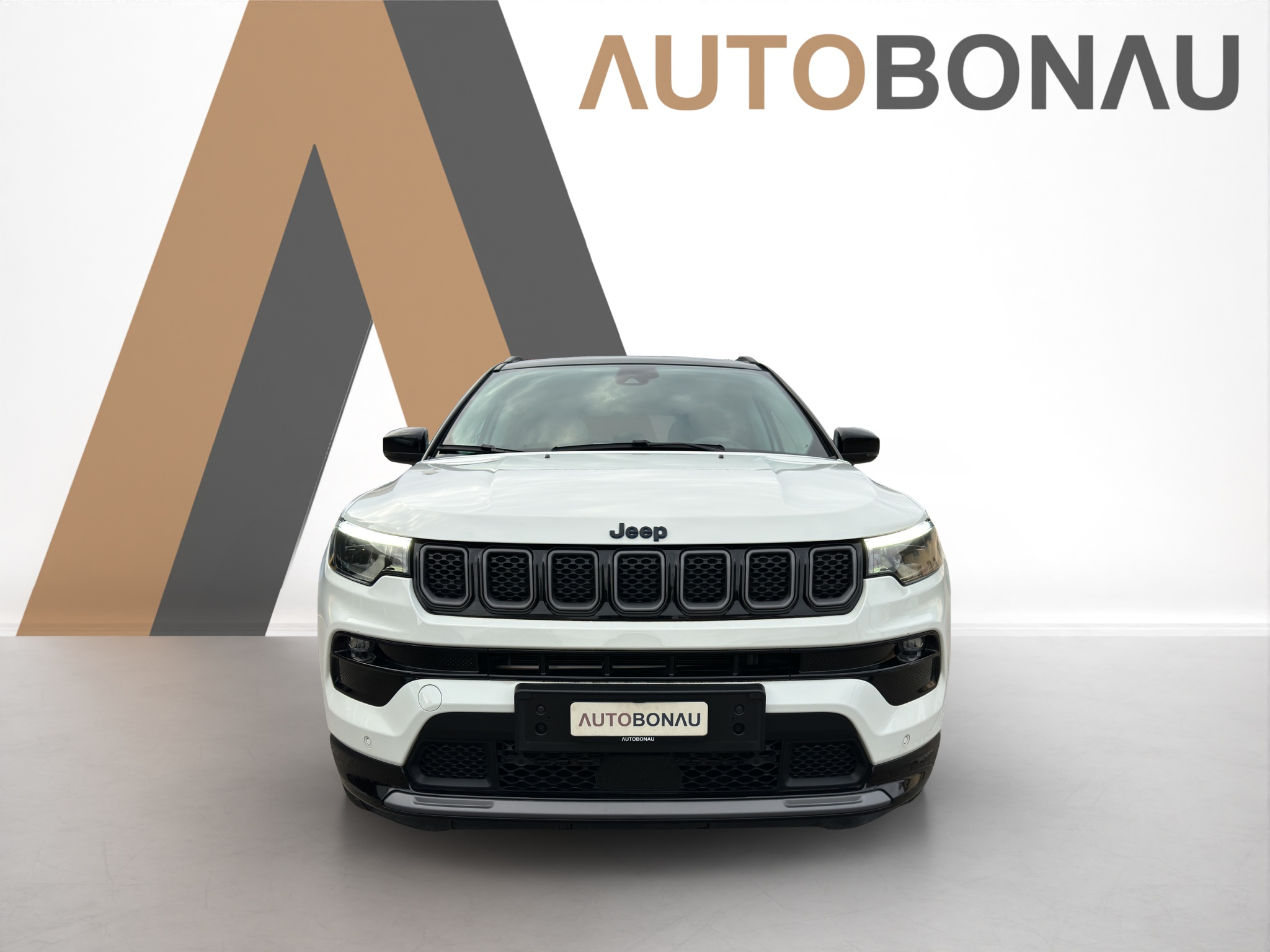 listing desktop thumbnail image 7