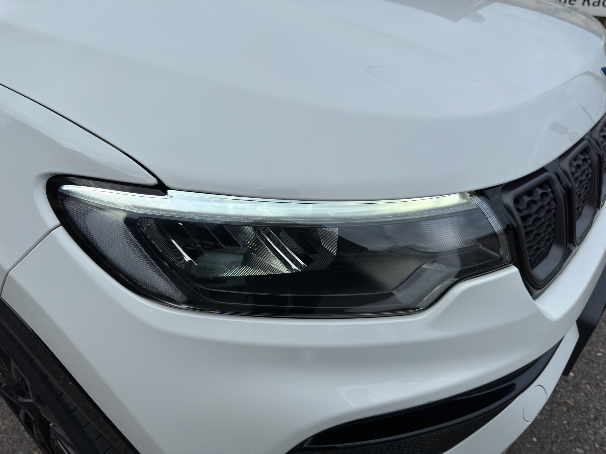 listing desktop thumbnail image 26