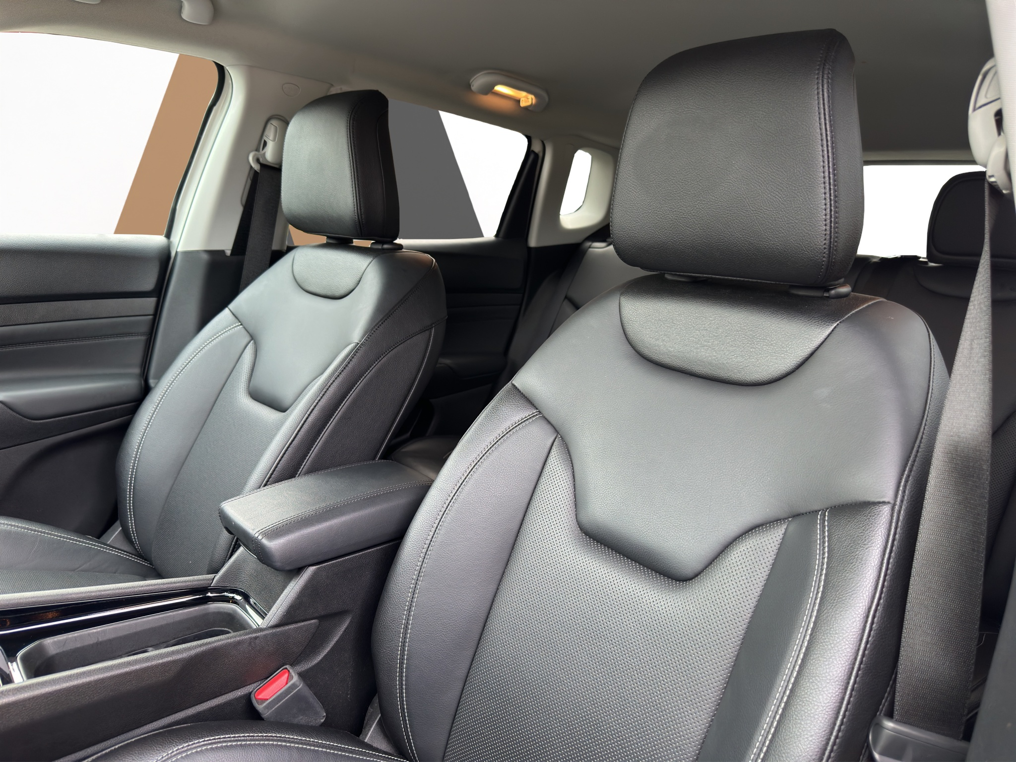 listing desktop thumbnail image 19