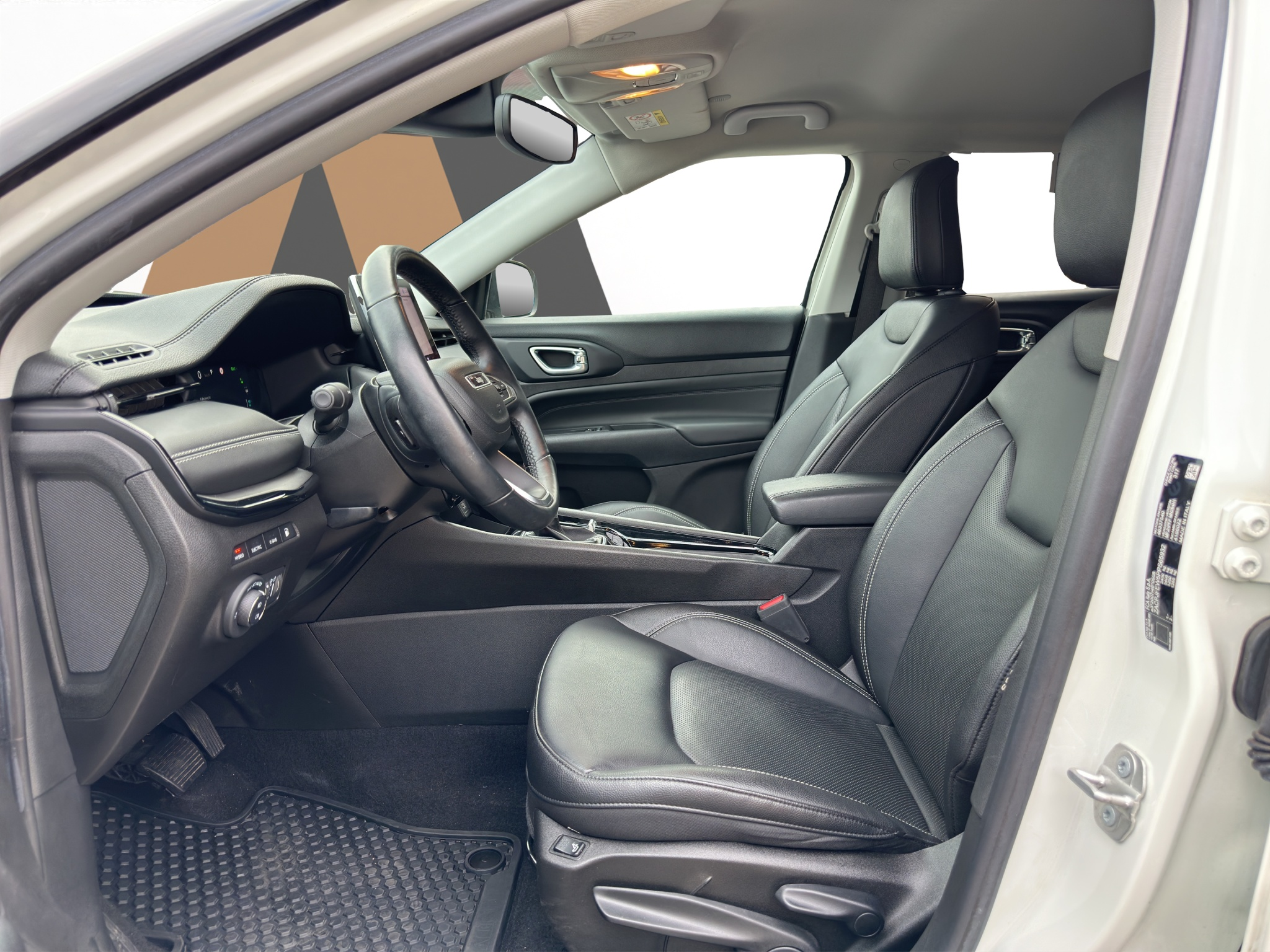 listing desktop thumbnail image 8