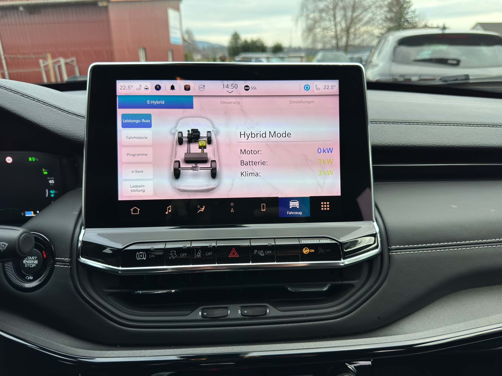 listing desktop thumbnail image 24