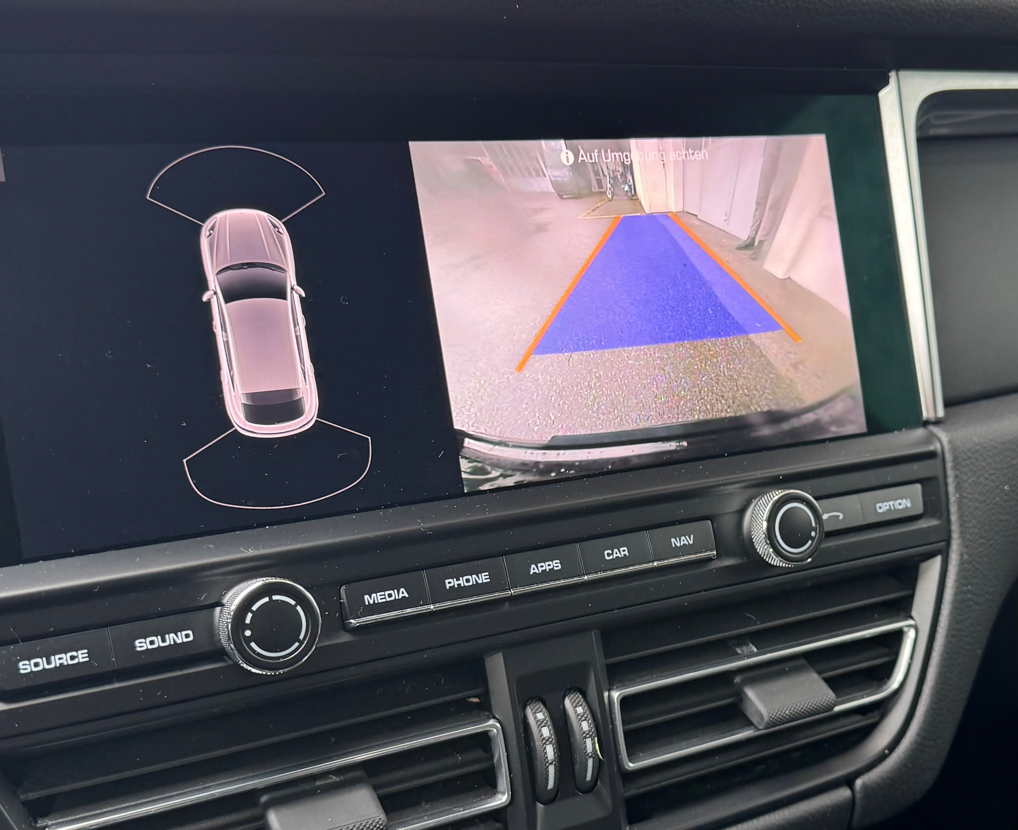 listing desktop thumbnail image 15