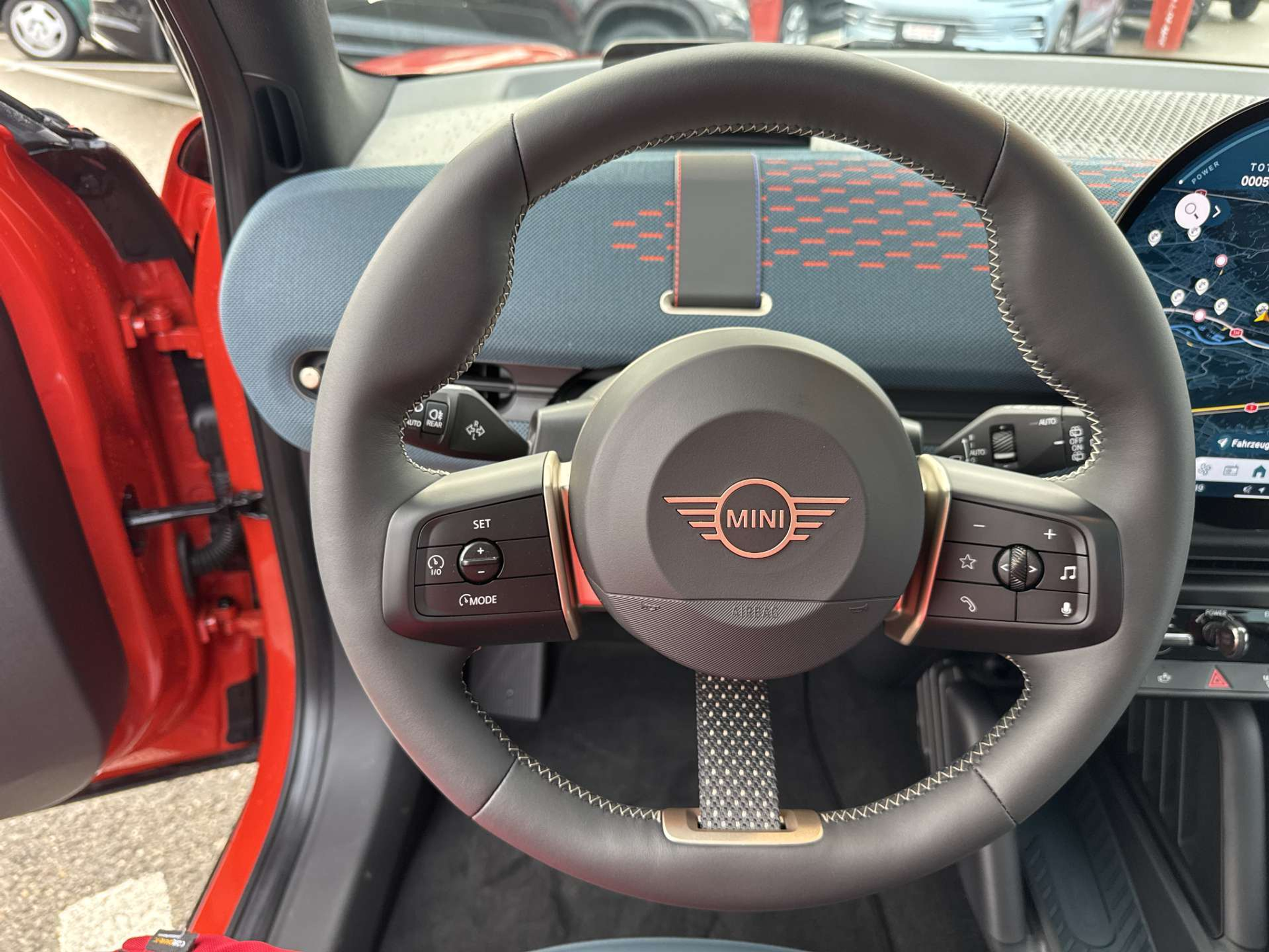 listing desktop thumbnail image 14