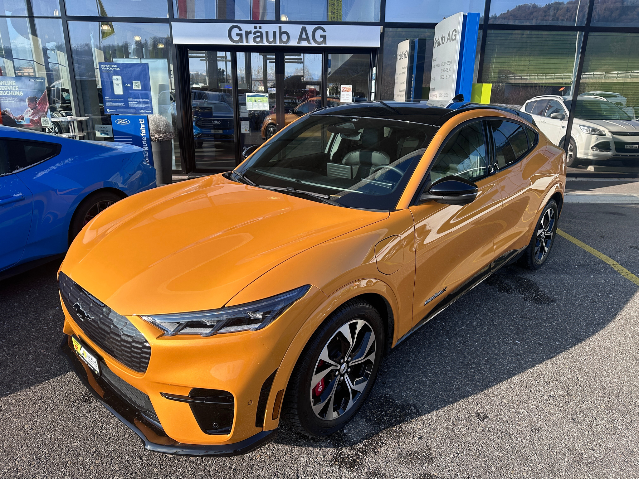 listing desktop thumbnail image 2