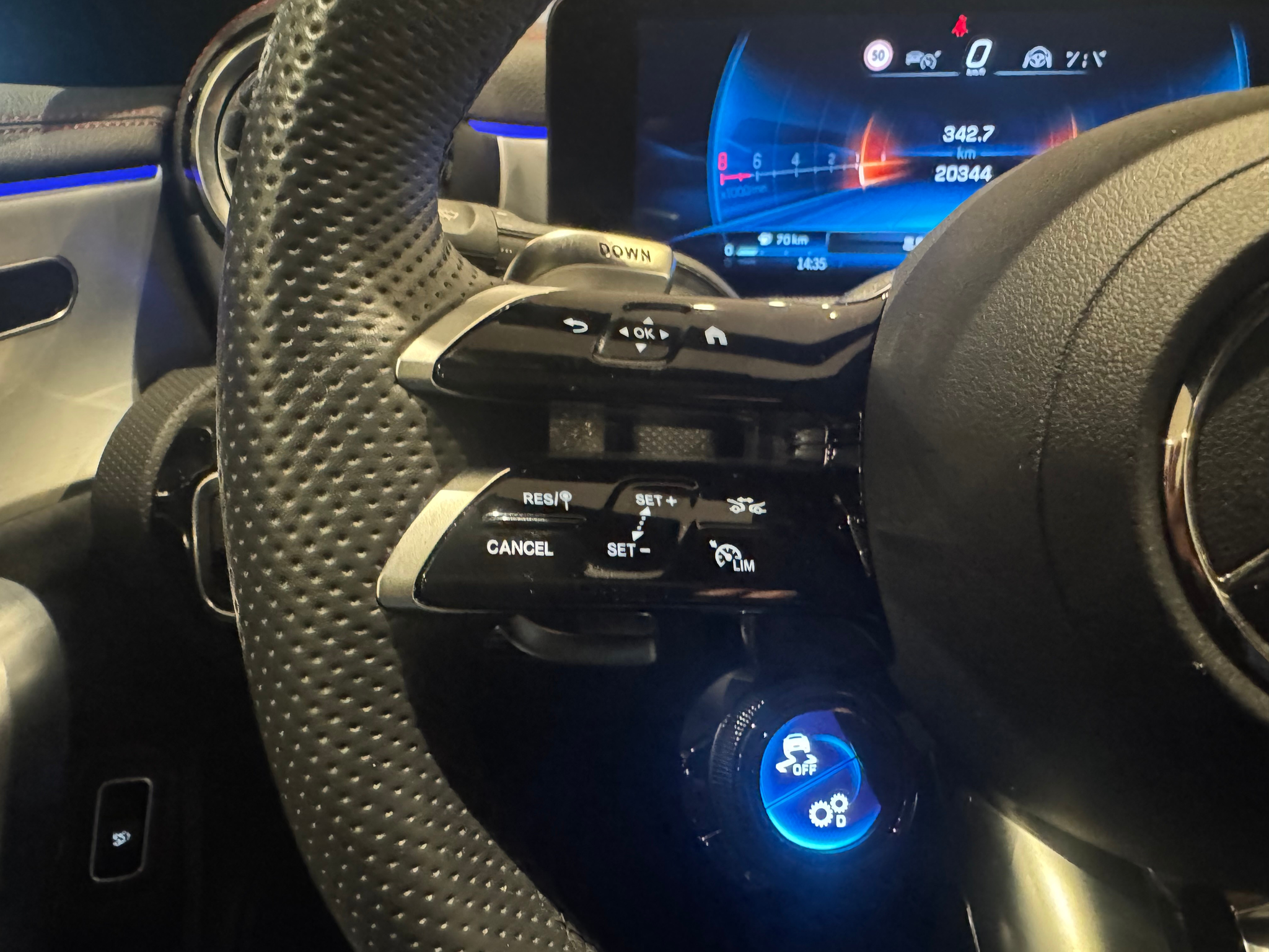 listing desktop thumbnail image 16