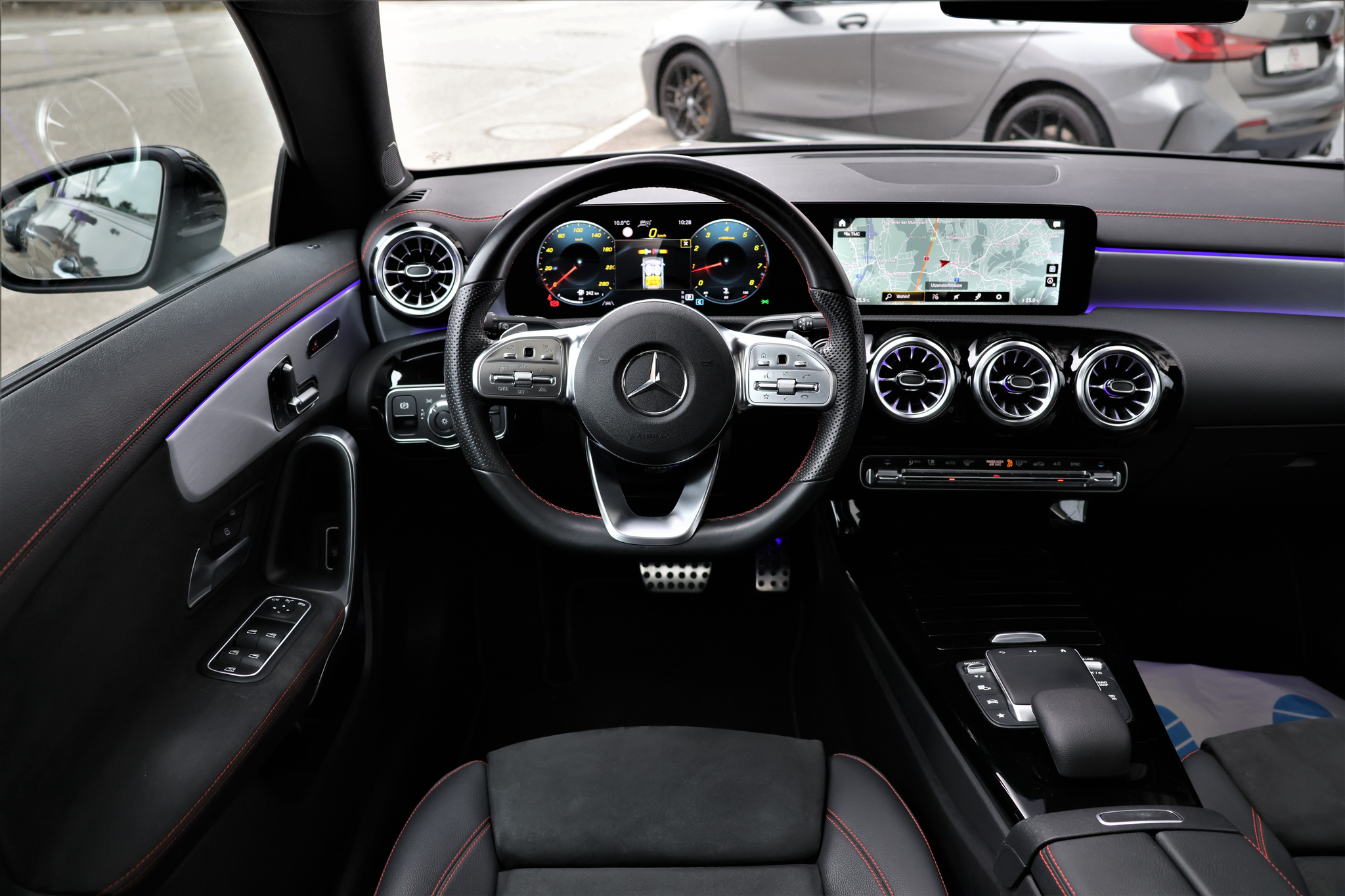 listing desktop thumbnail image 11