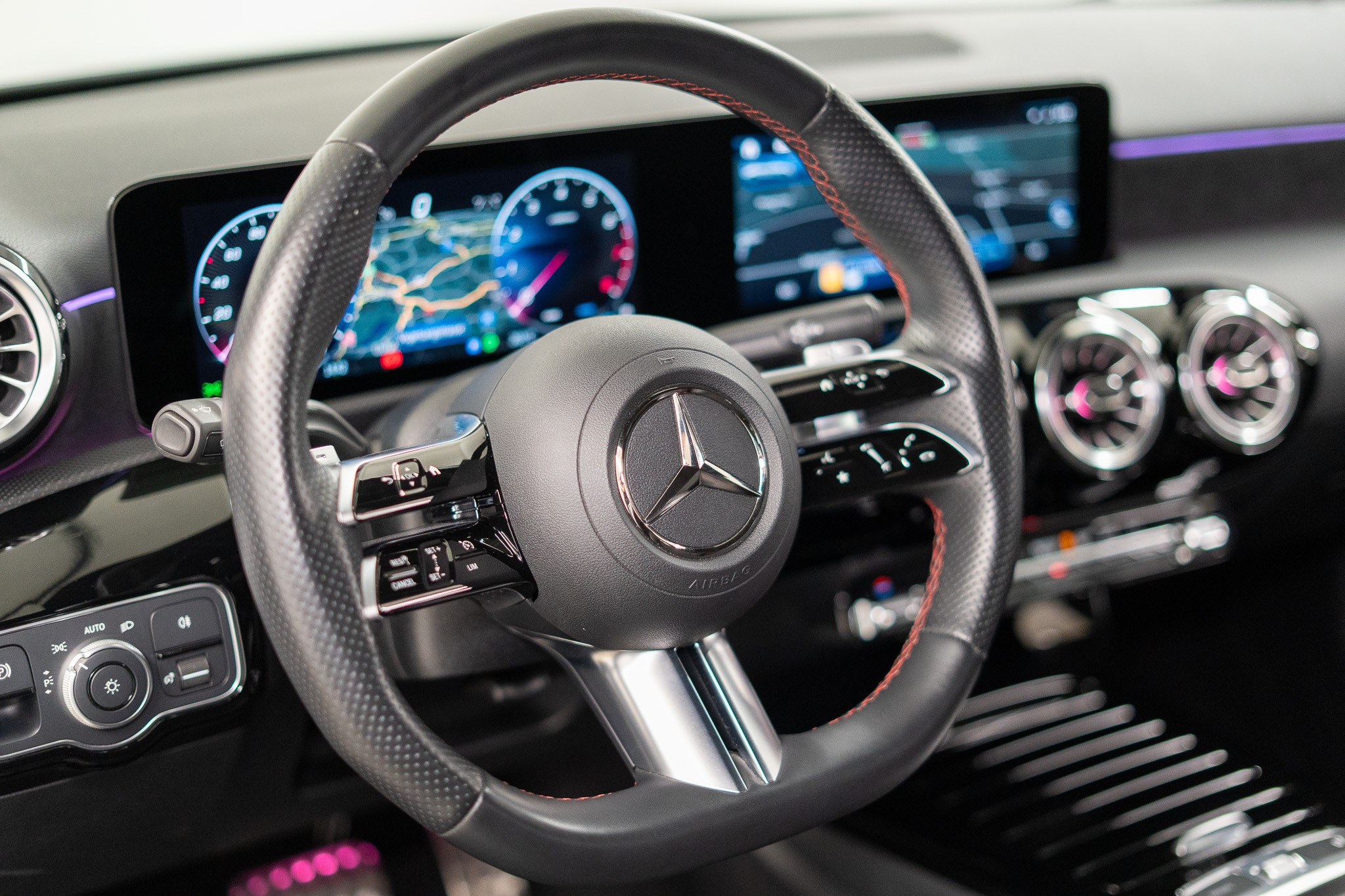 listing desktop thumbnail image 9