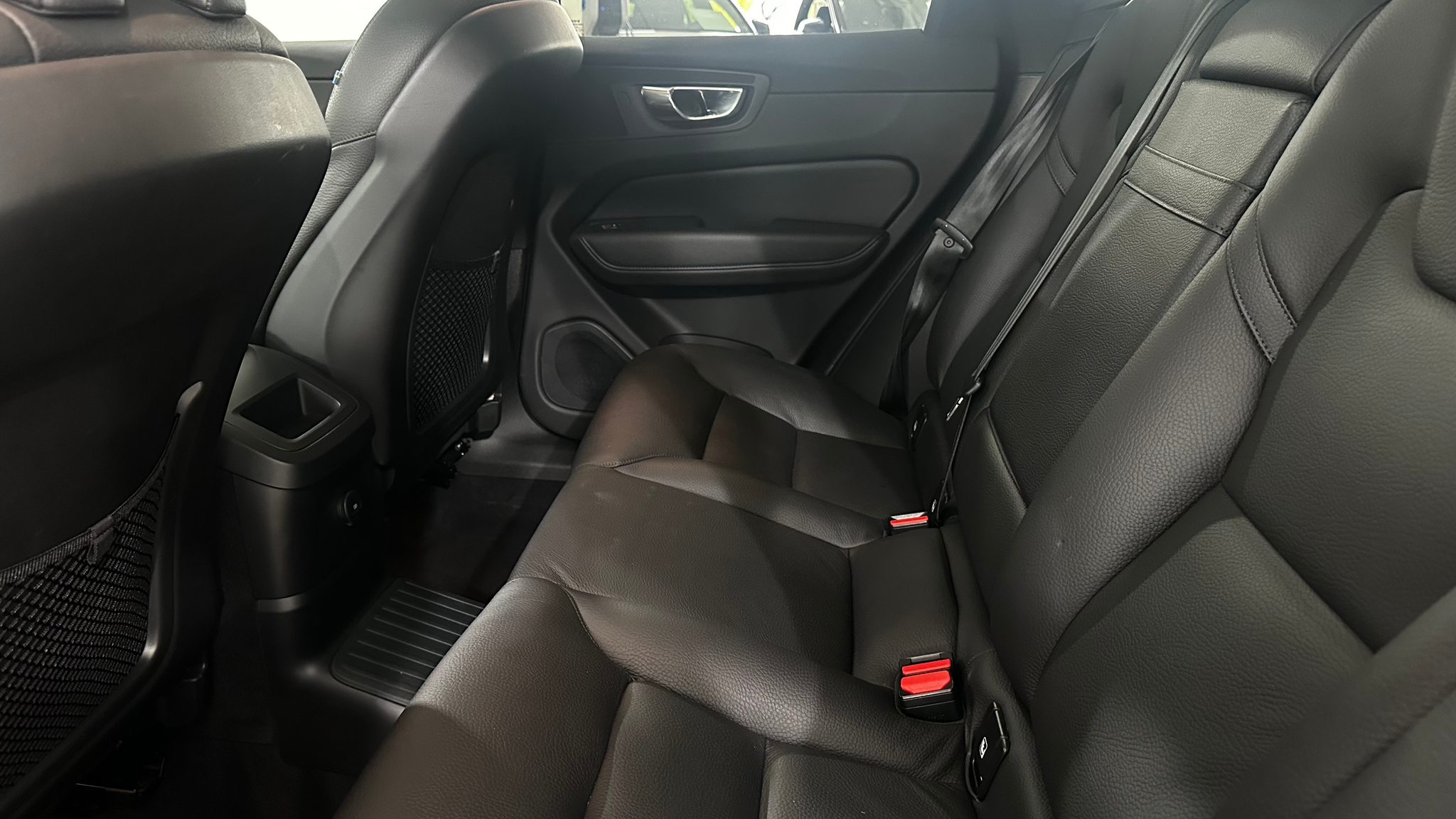 listing desktop thumbnail image 5