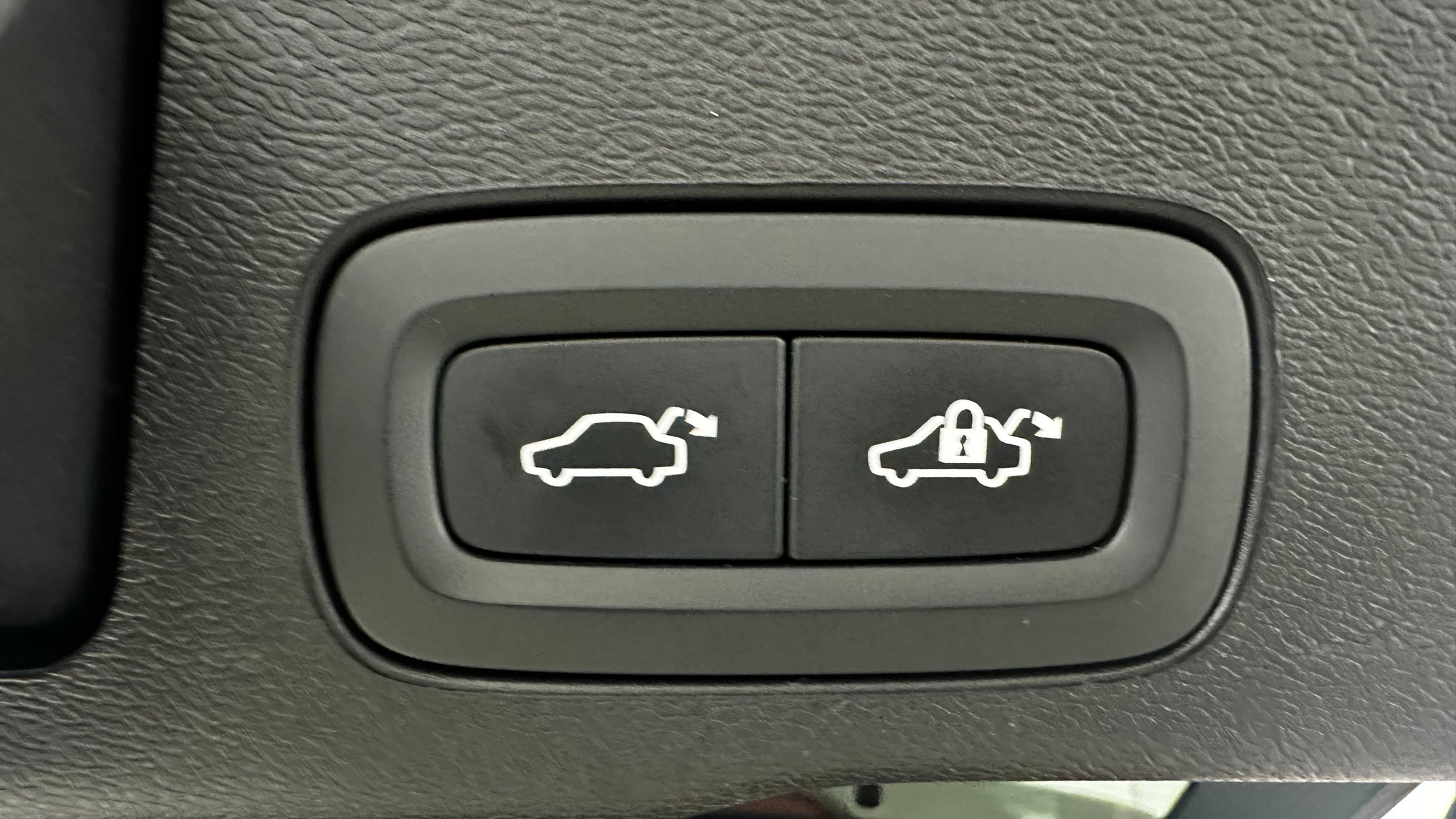 listing desktop thumbnail image 15