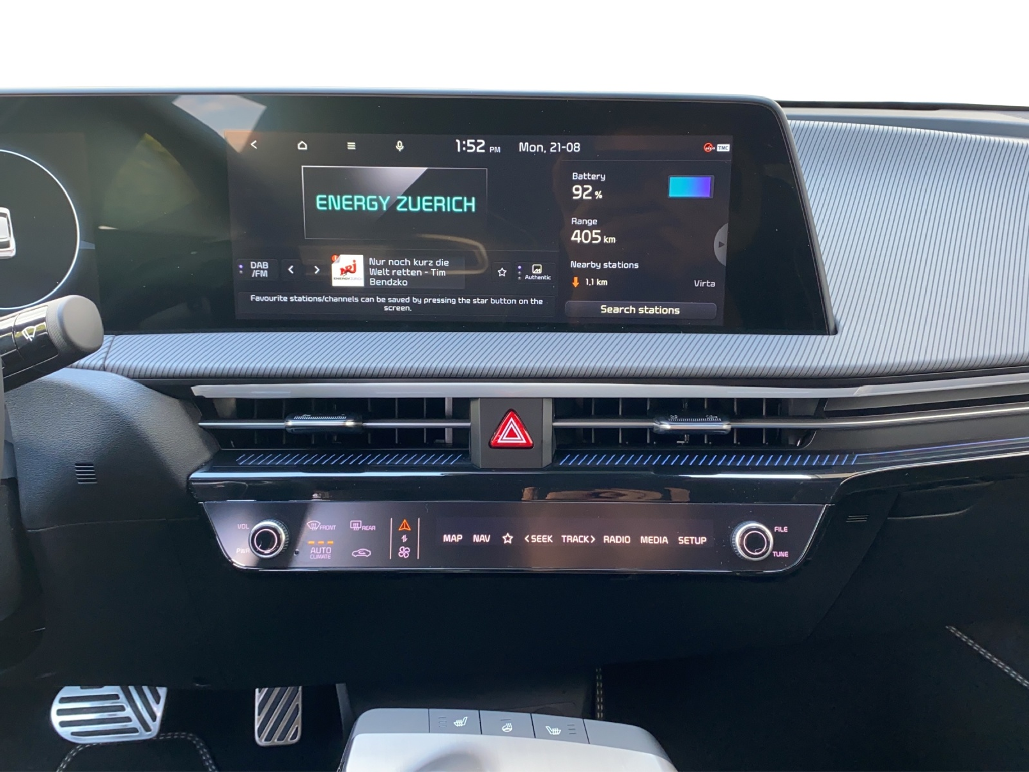 listing desktop thumbnail image 15