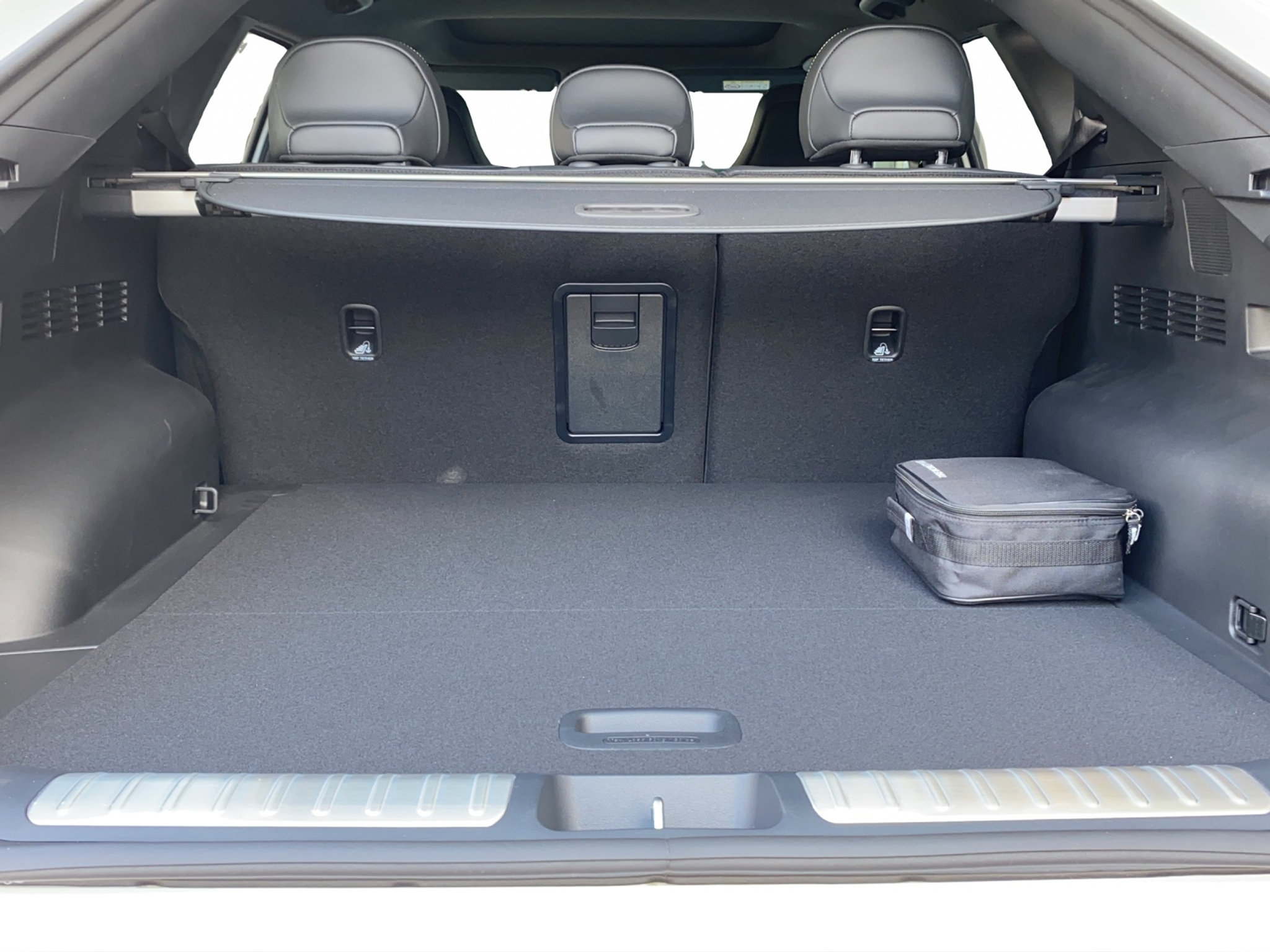 listing desktop thumbnail image 6