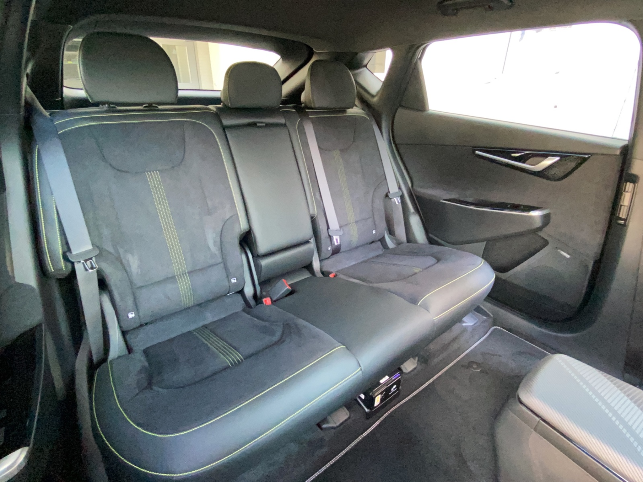 listing desktop thumbnail image 13