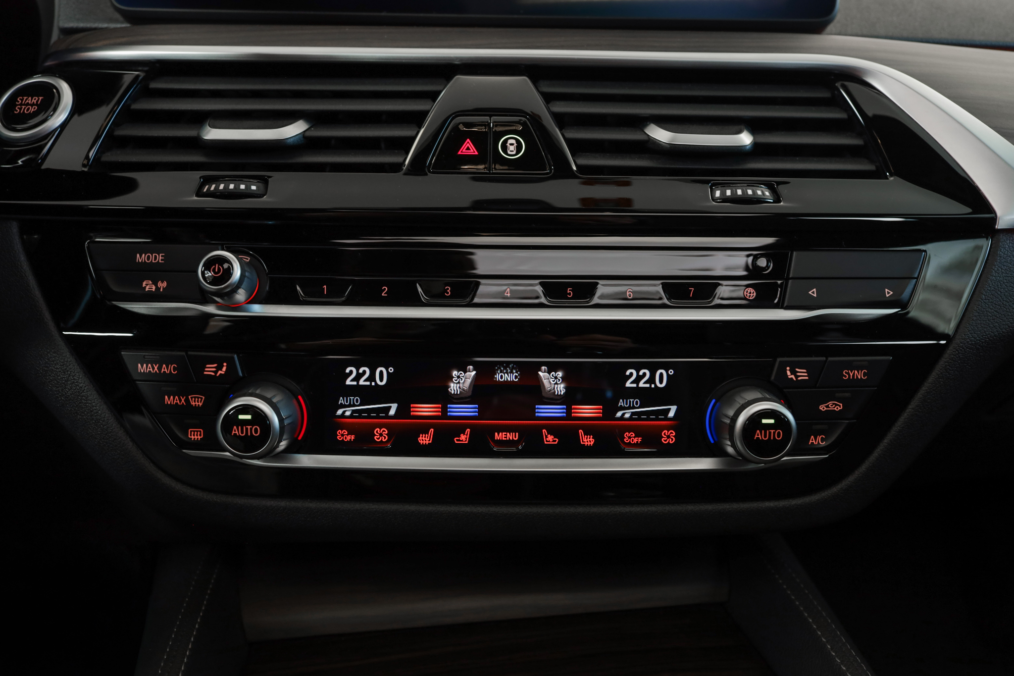 listing desktop thumbnail image 17