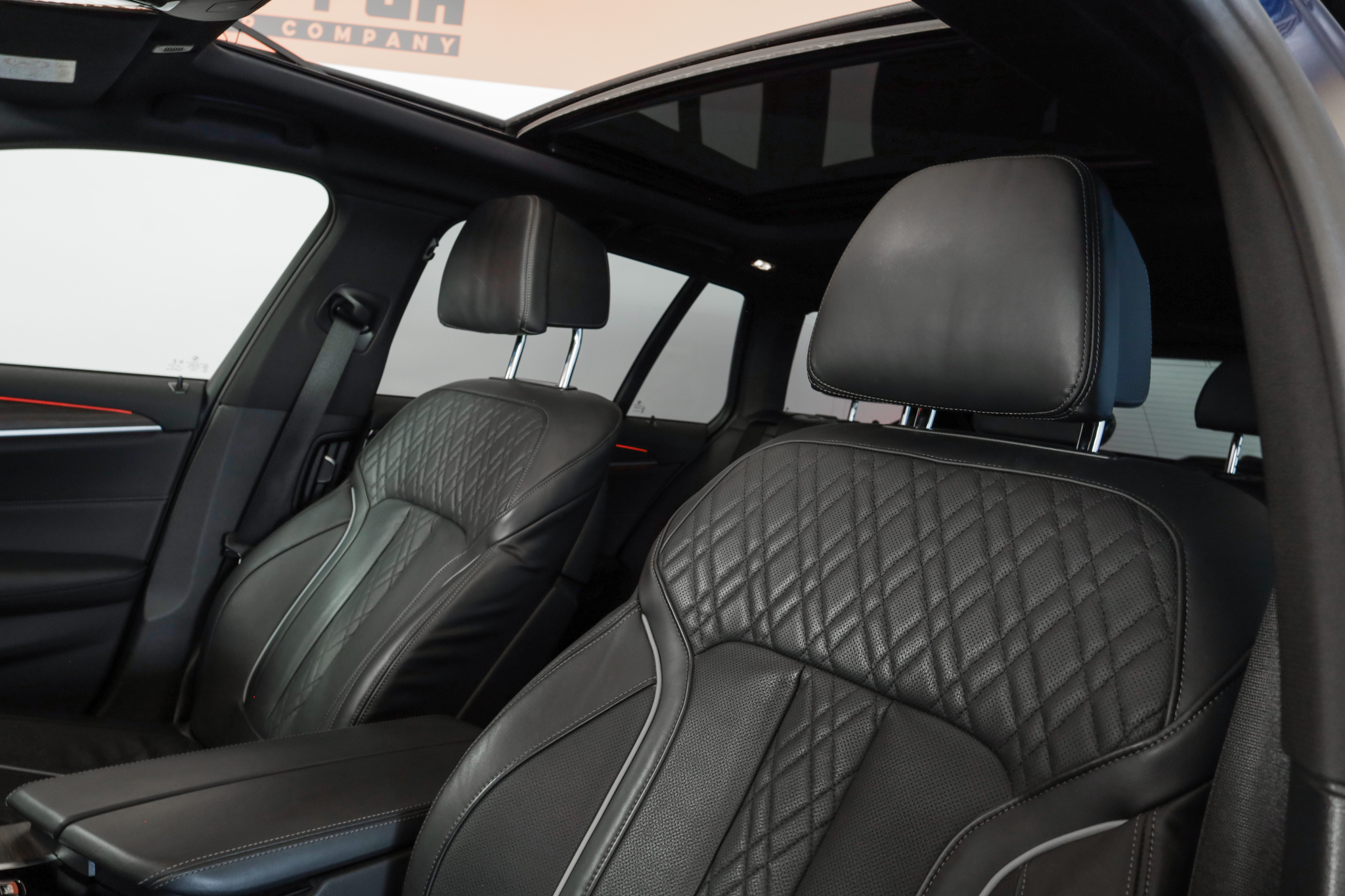 listing desktop thumbnail image 6