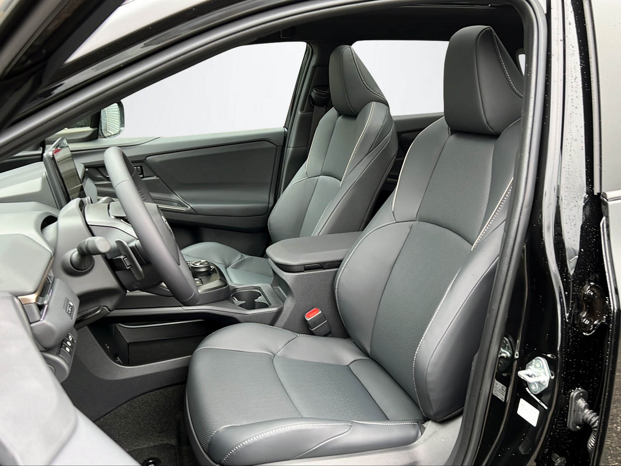 listing desktop thumbnail image 14